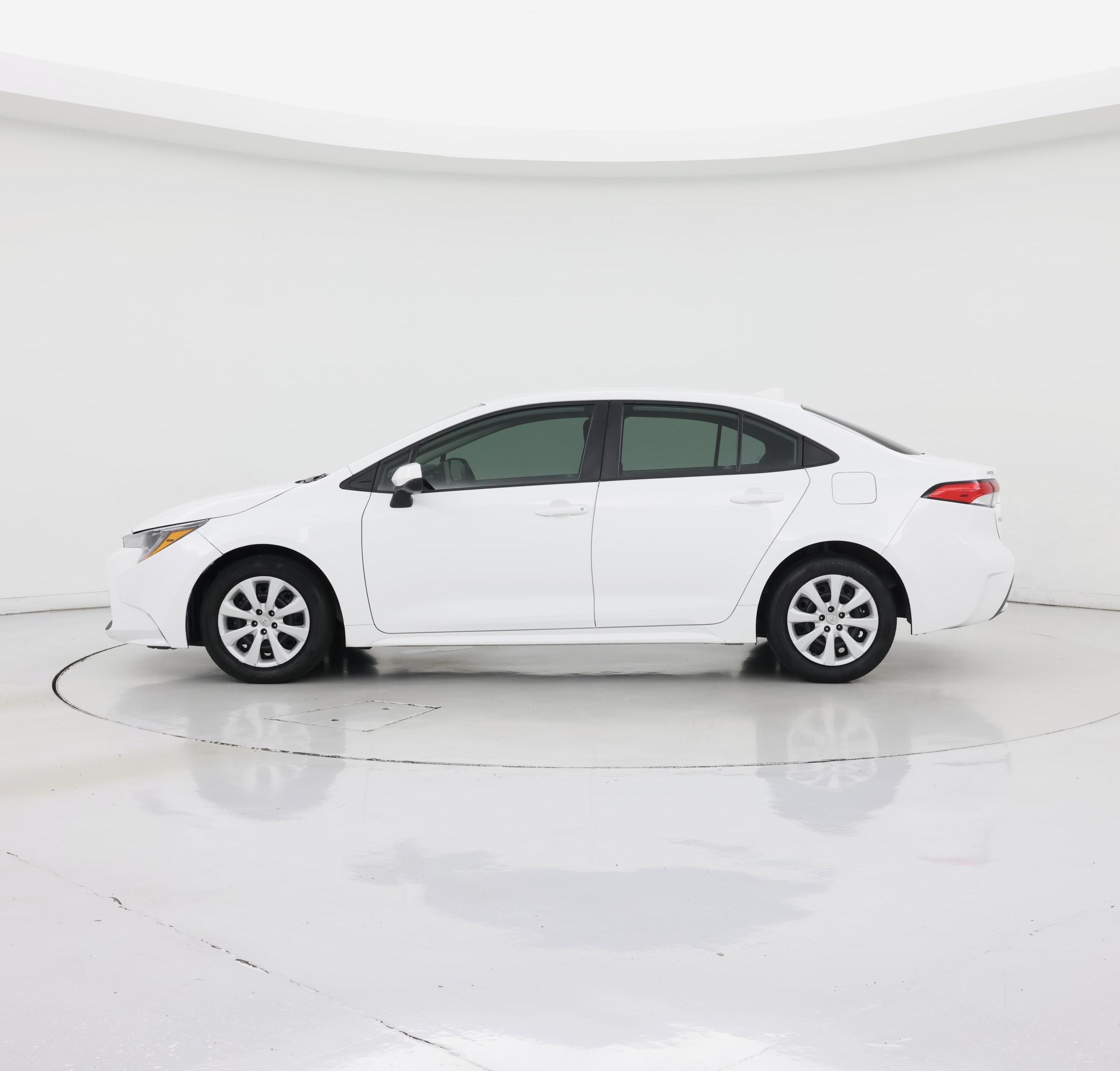 Thumbnail: 2022 Toyota Corolla - 3