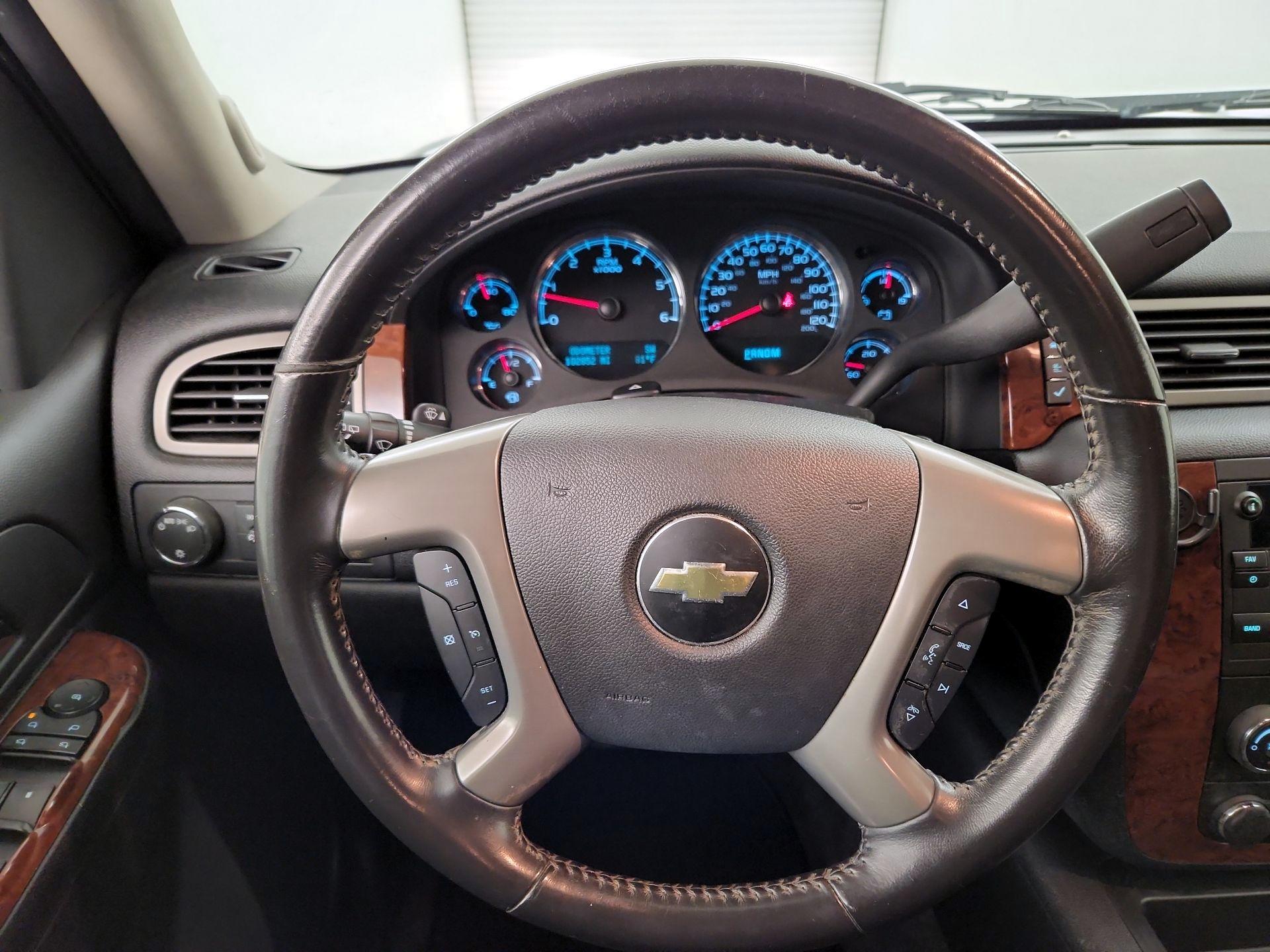 Thumbnail: 2014 Chevrolet Tahoe - 10