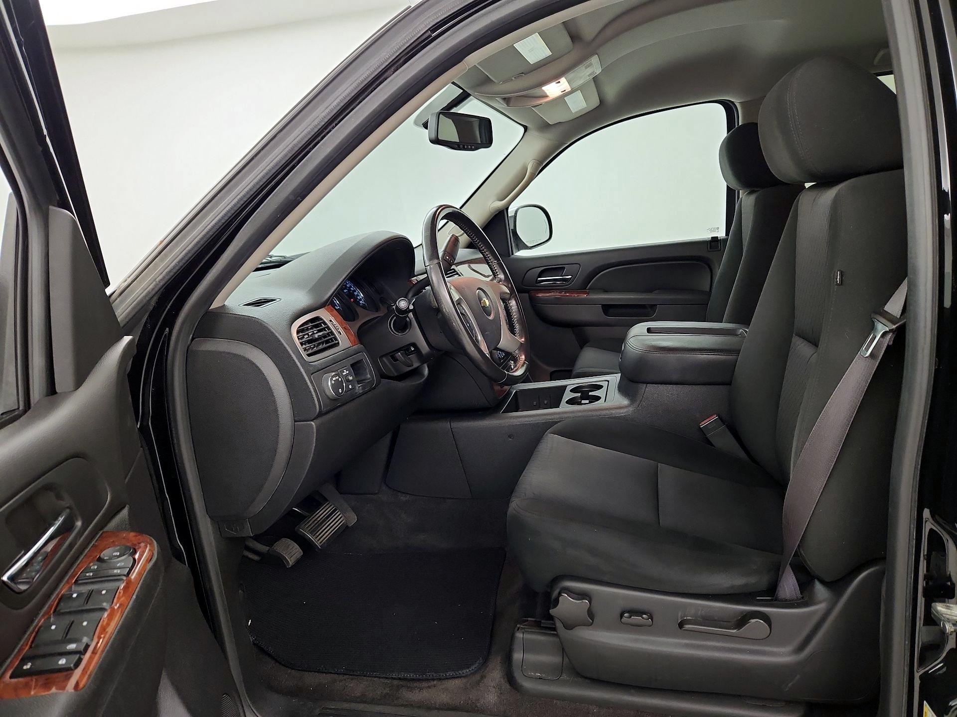 Thumbnail: 2014 Chevrolet Tahoe - 11