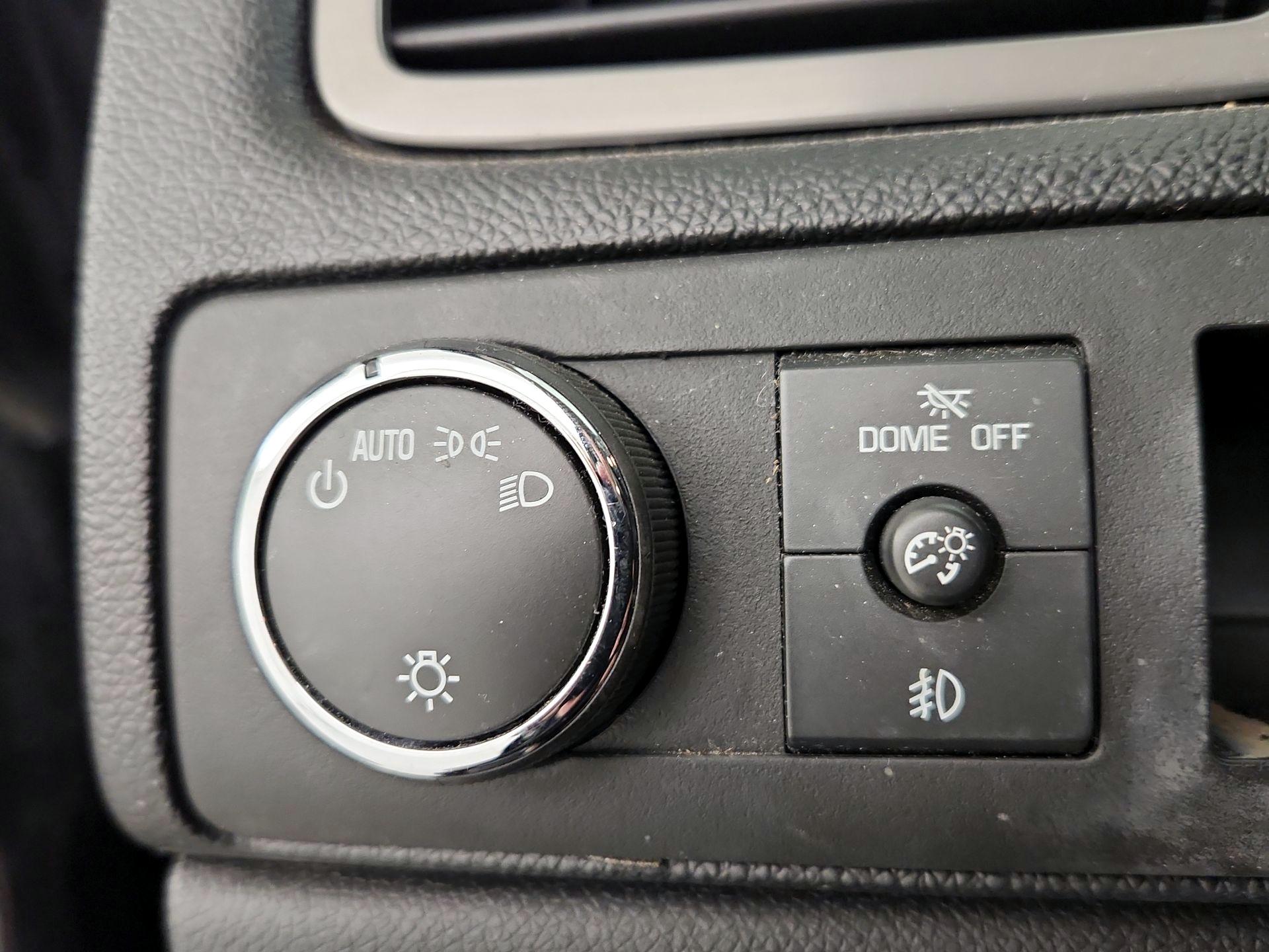 Thumbnail: 2014 Chevrolet Tahoe - 13