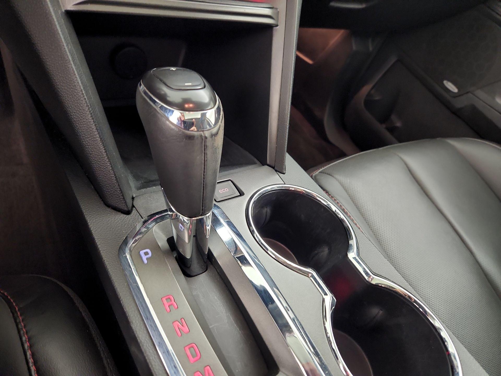 Thumbnail: 2016 GMC Terrain - 16