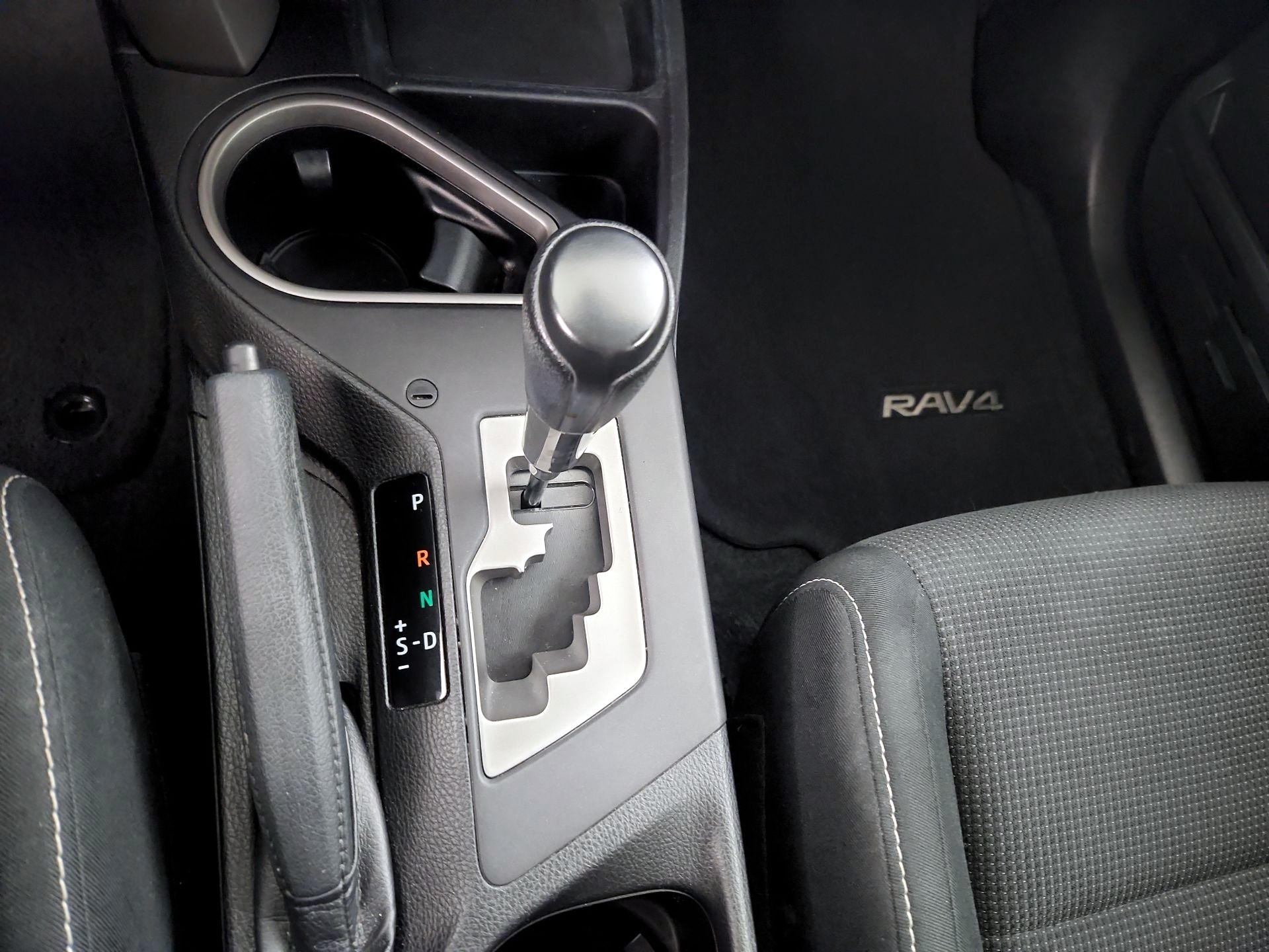 Thumbnail: 2018 Toyota RAV4 - 17