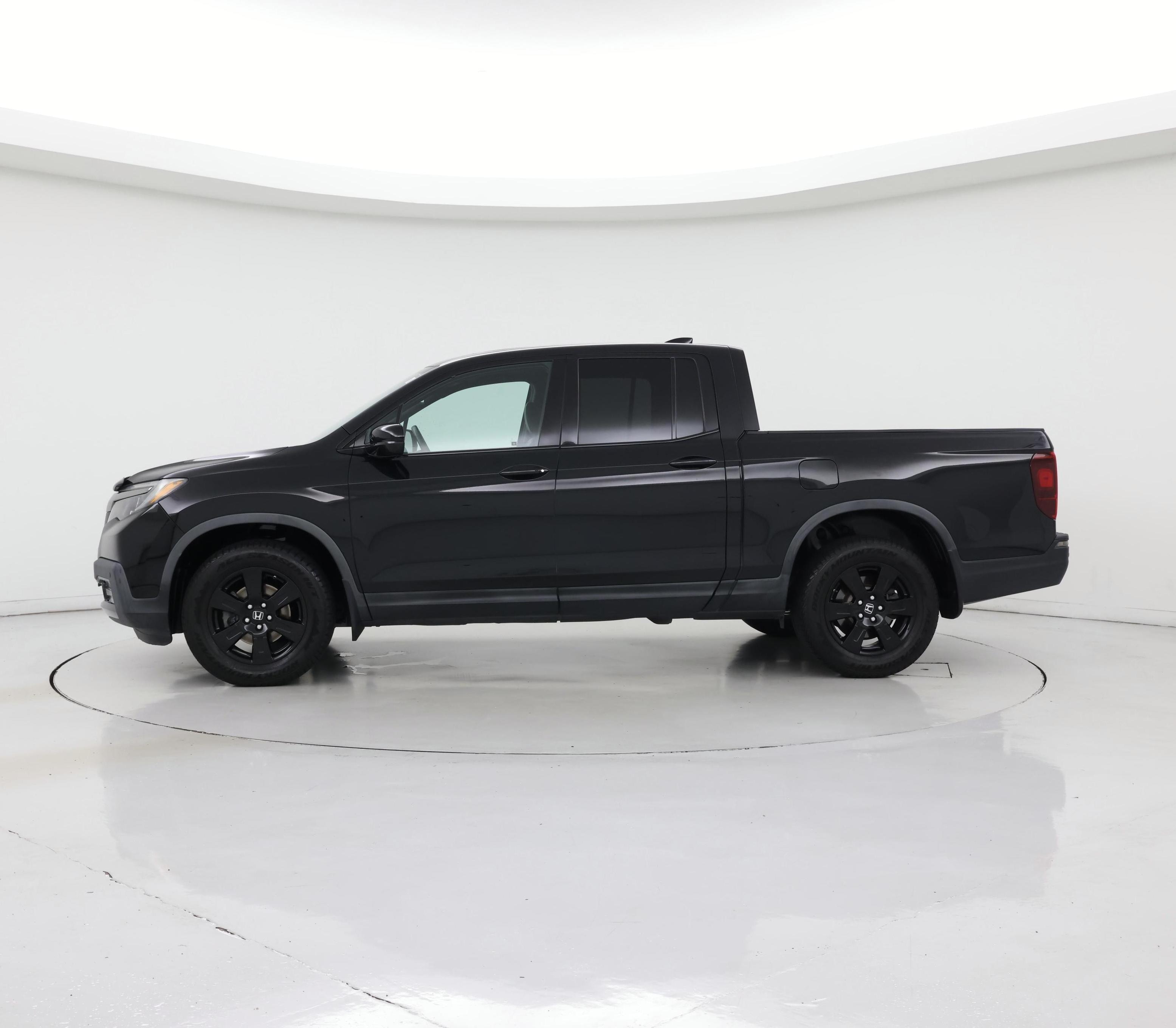 Thumbnail: 2017 Honda Ridgeline - 3
