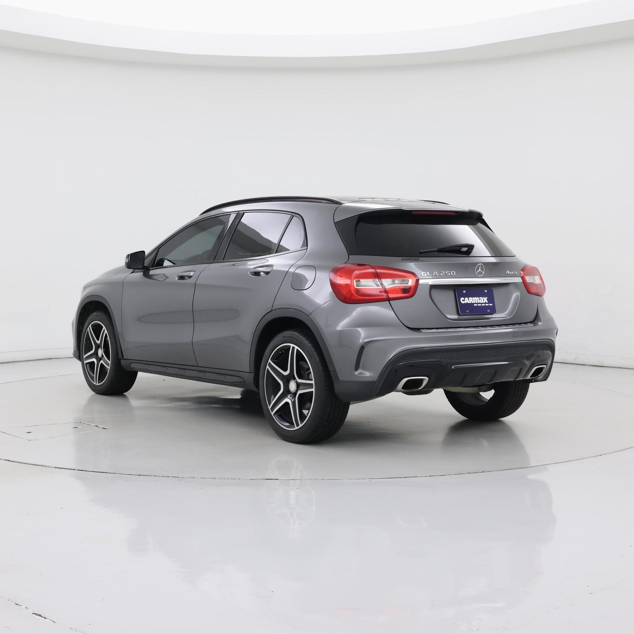 Thumbnail: 2017 Mercedes-Benz GLA - 2