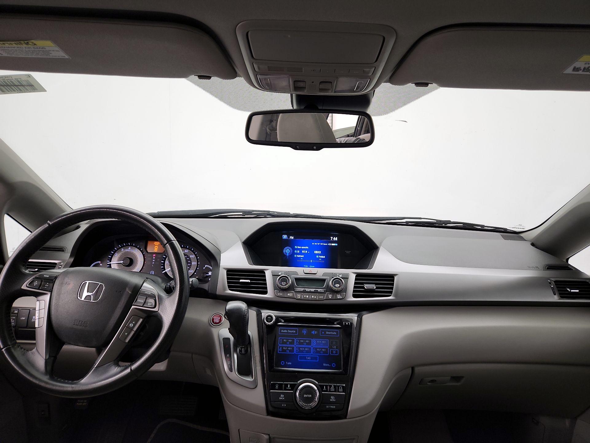 Thumbnail: 2014 Honda Odyssey - 9