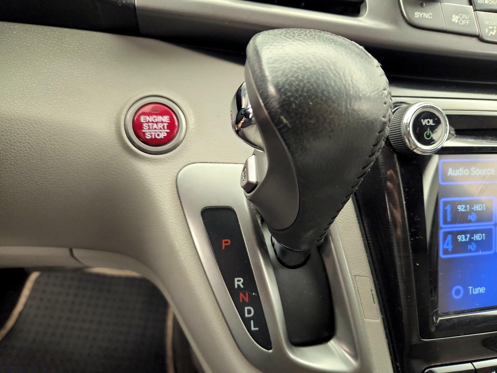 Thumbnail: 2014 Honda Odyssey - 17