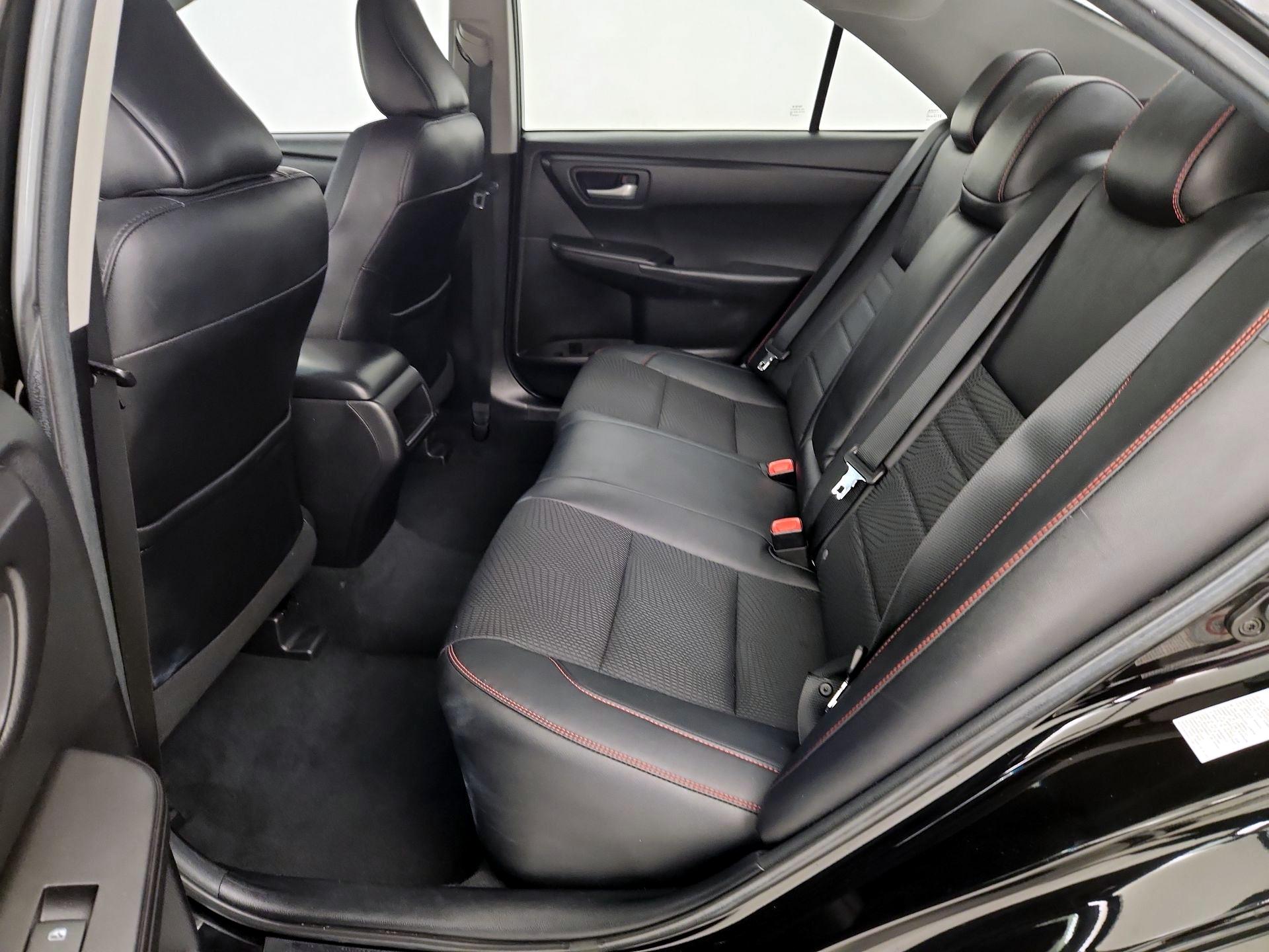 Thumbnail: 2017 Toyota Camry - 19