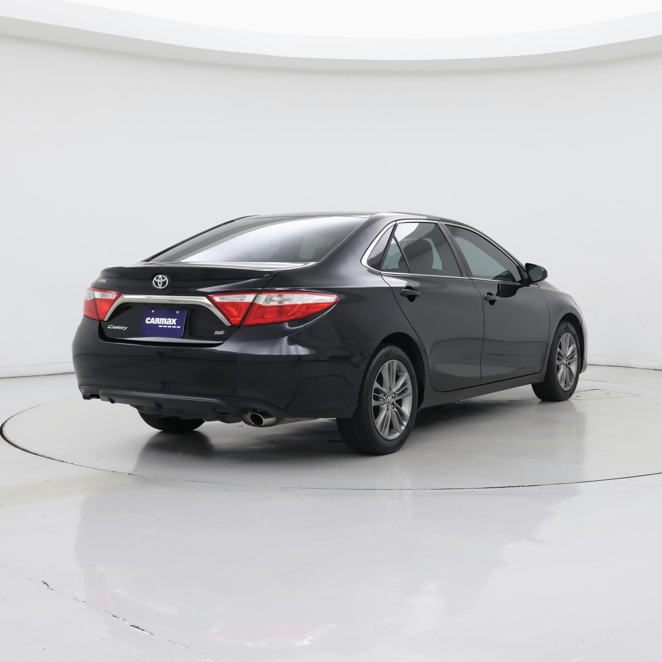 Thumbnail: 2017 Toyota Camry - 8