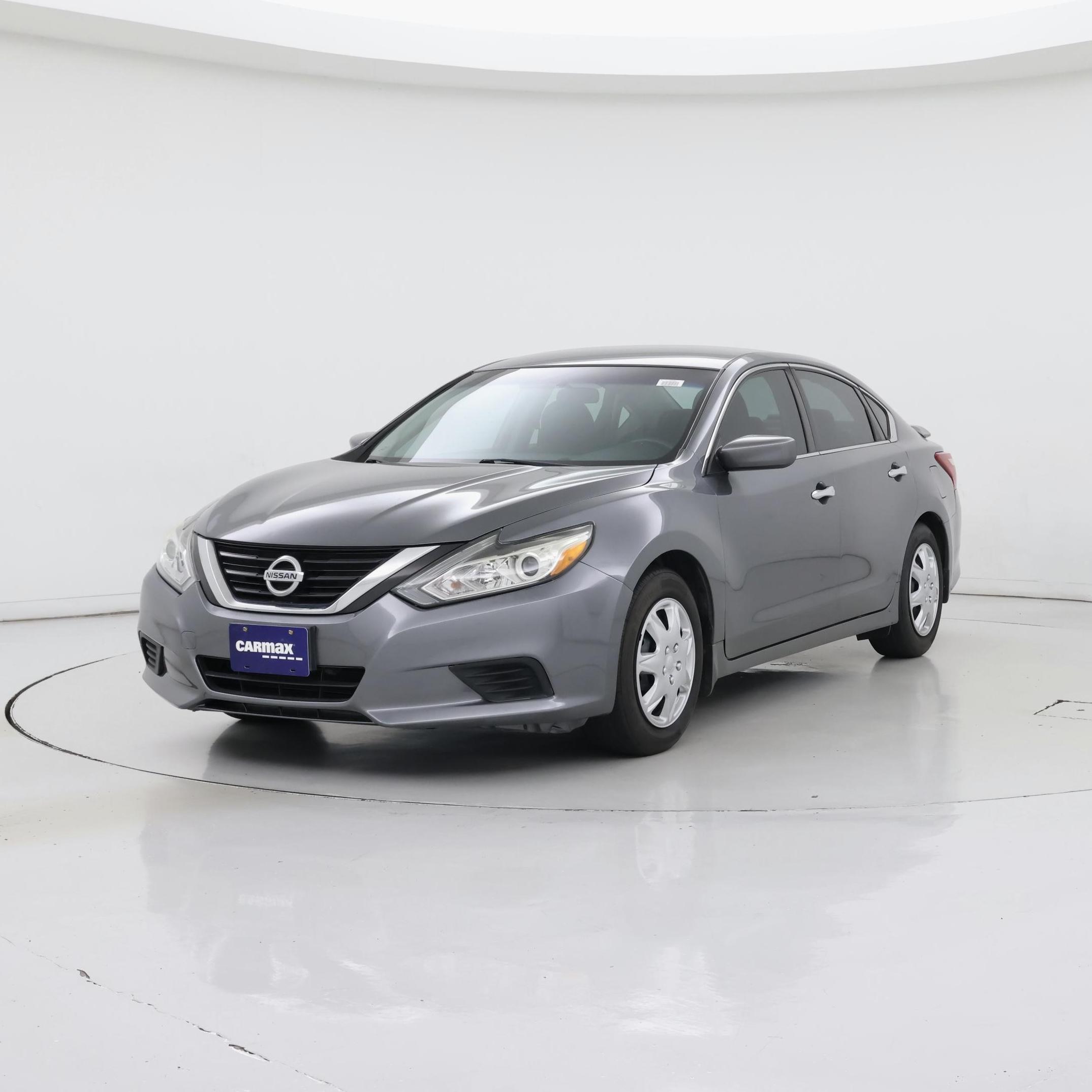 Thumbnail: 2018 Nissan Altima - 4
