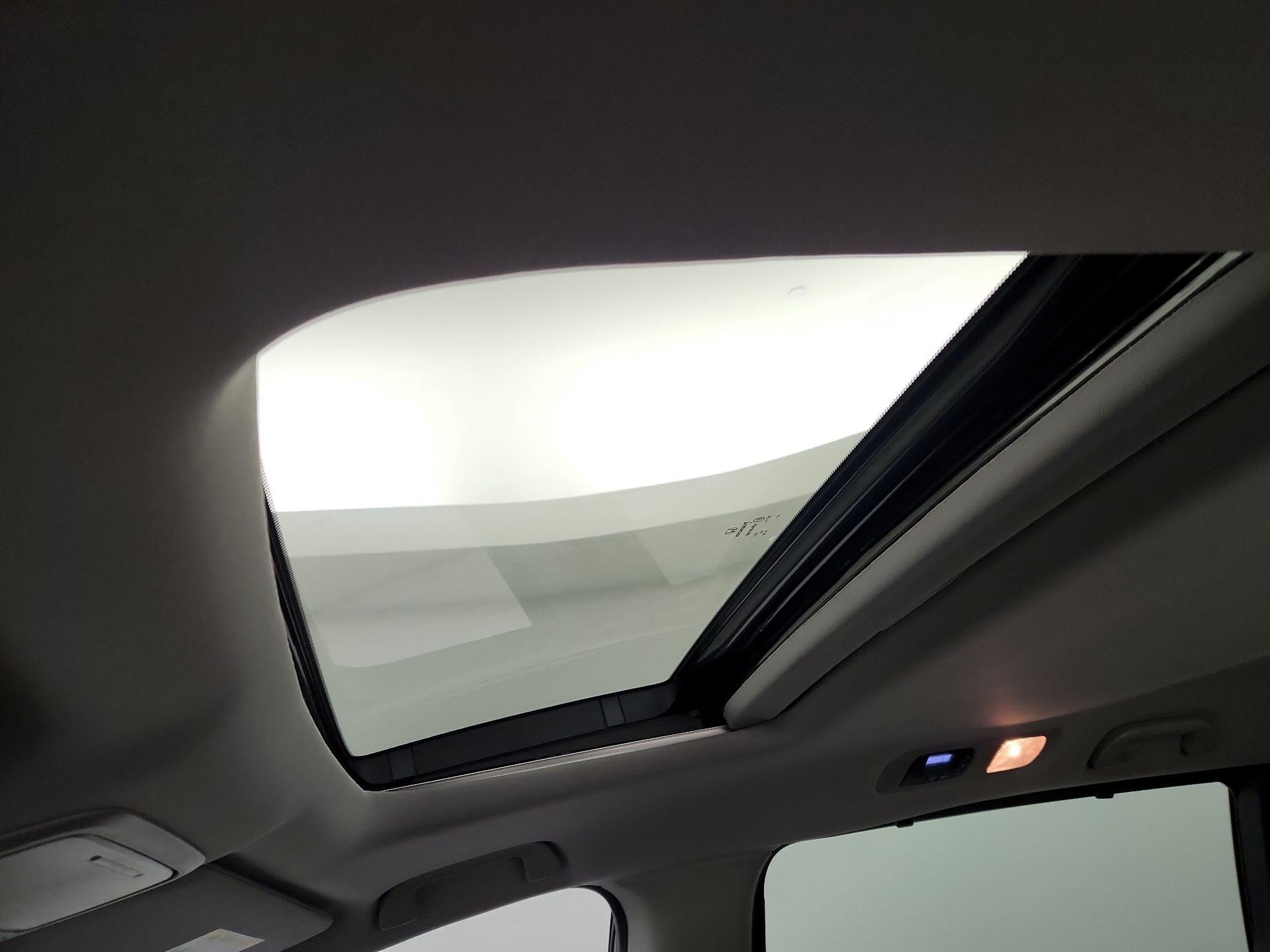 Thumbnail: 2022 Honda Odyssey - 19