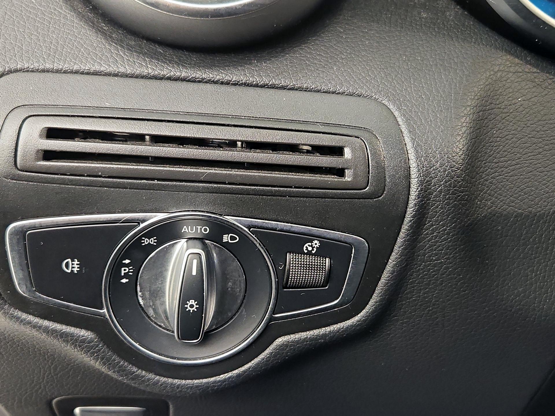 Thumbnail: 2020 Mercedes-Benz GLC - 13