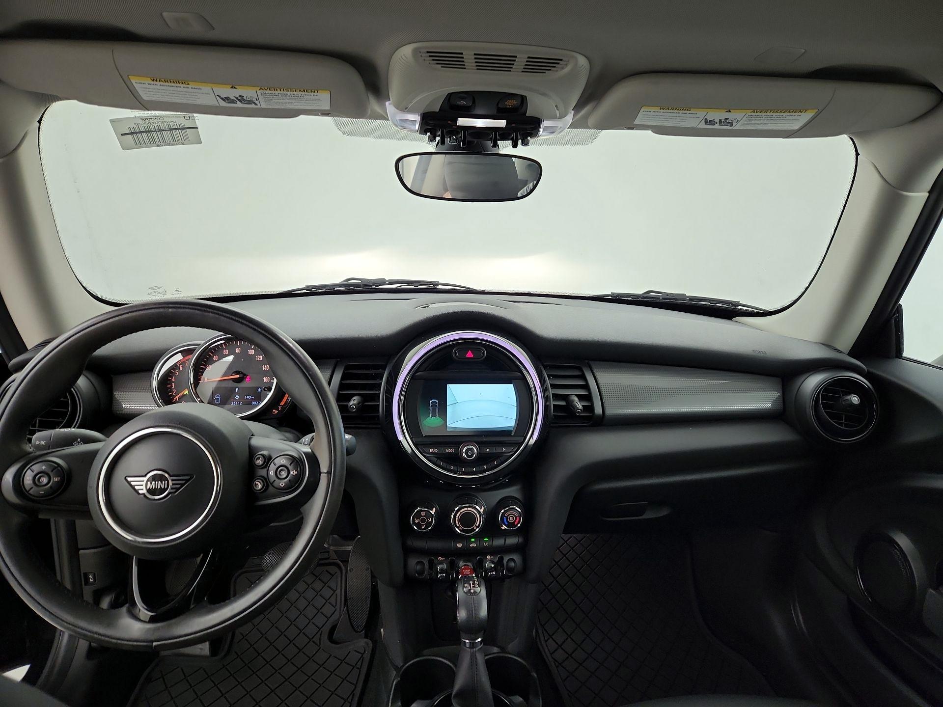 Thumbnail: 2019 MINI Cooper Hardtop - 9