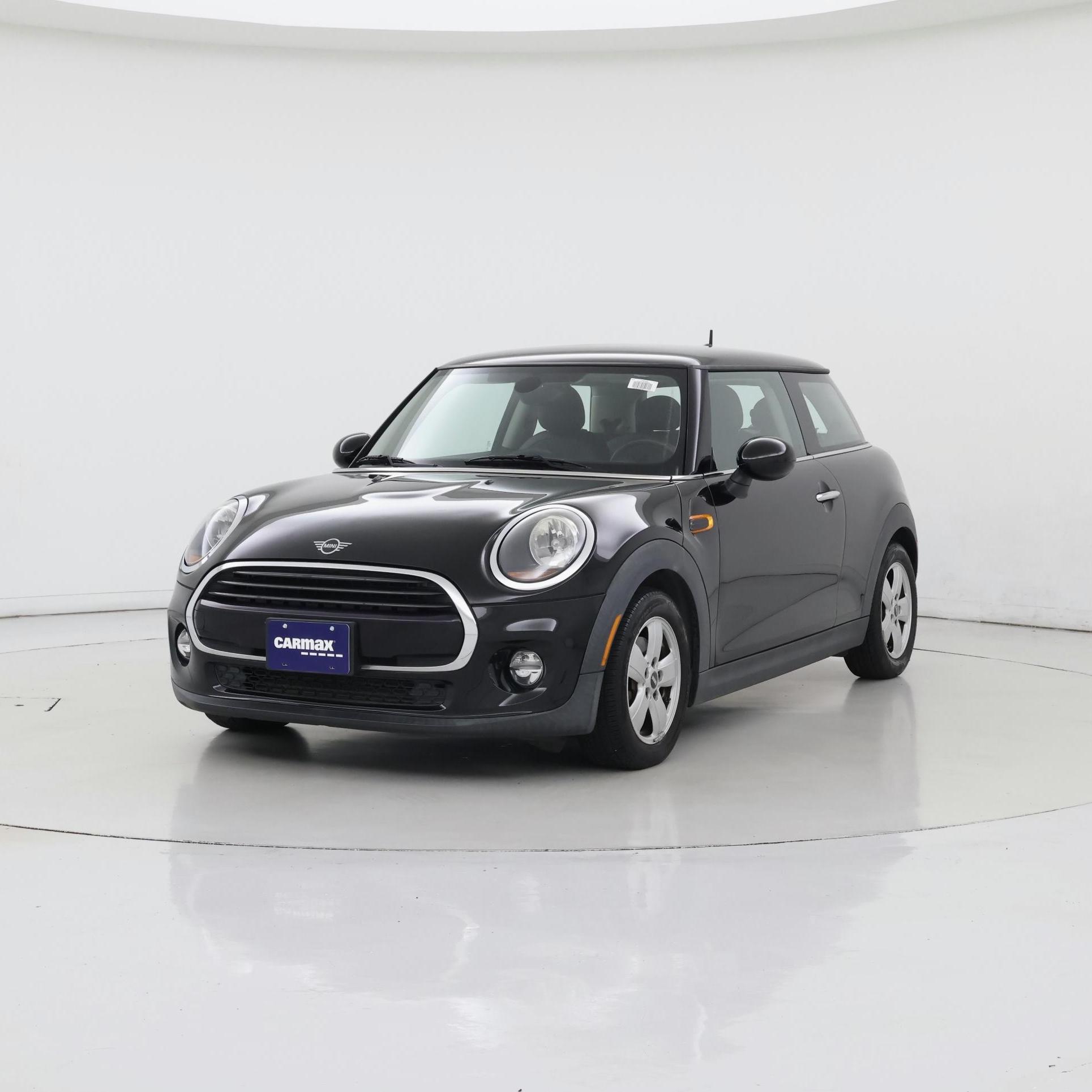 Thumbnail: 2019 MINI Cooper Hardtop - 4