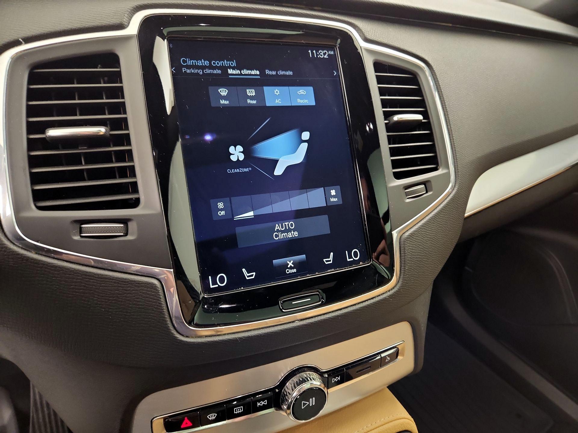 Thumbnail: 2018 Volvo XC90 - 17