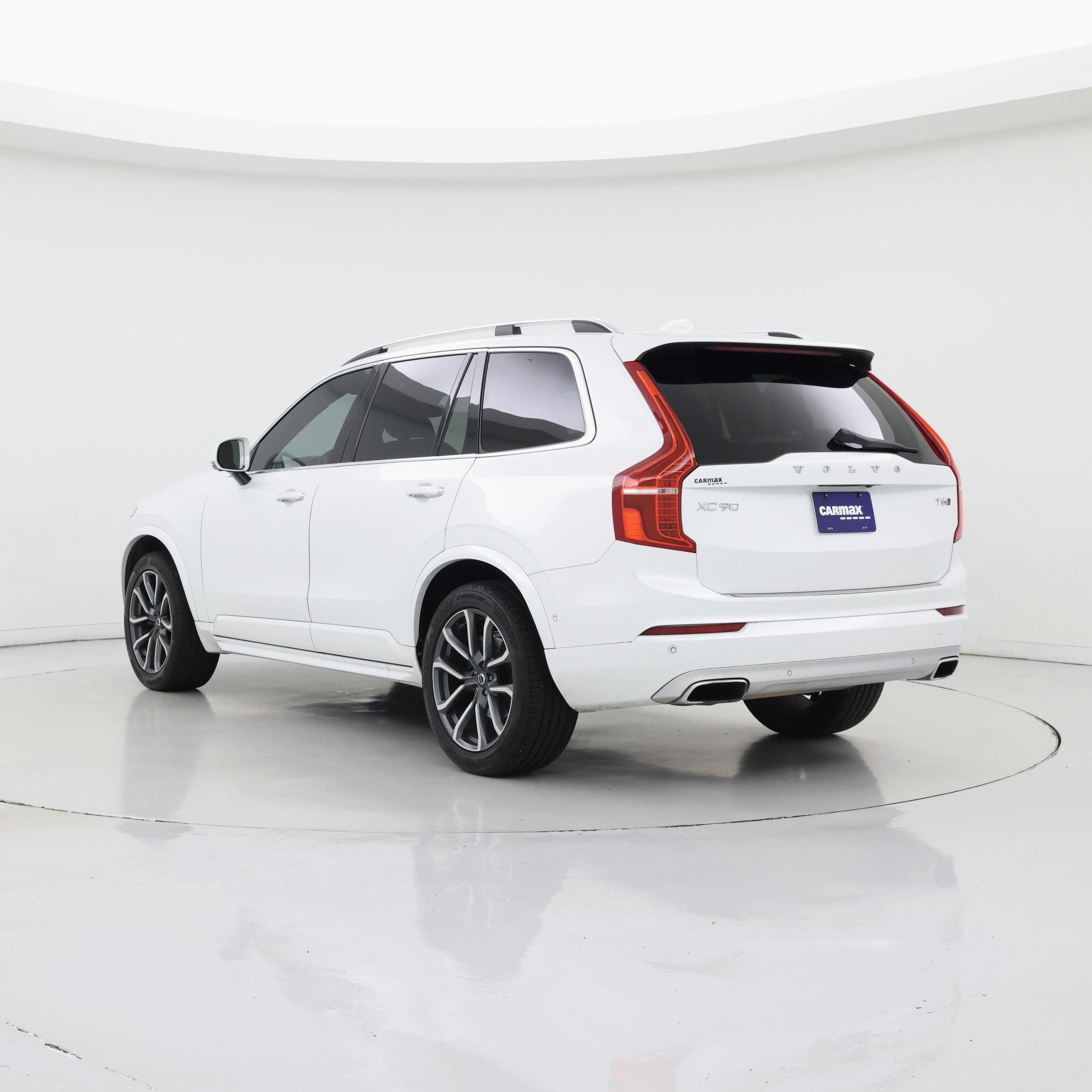 Thumbnail: 2018 Volvo XC90 - 2