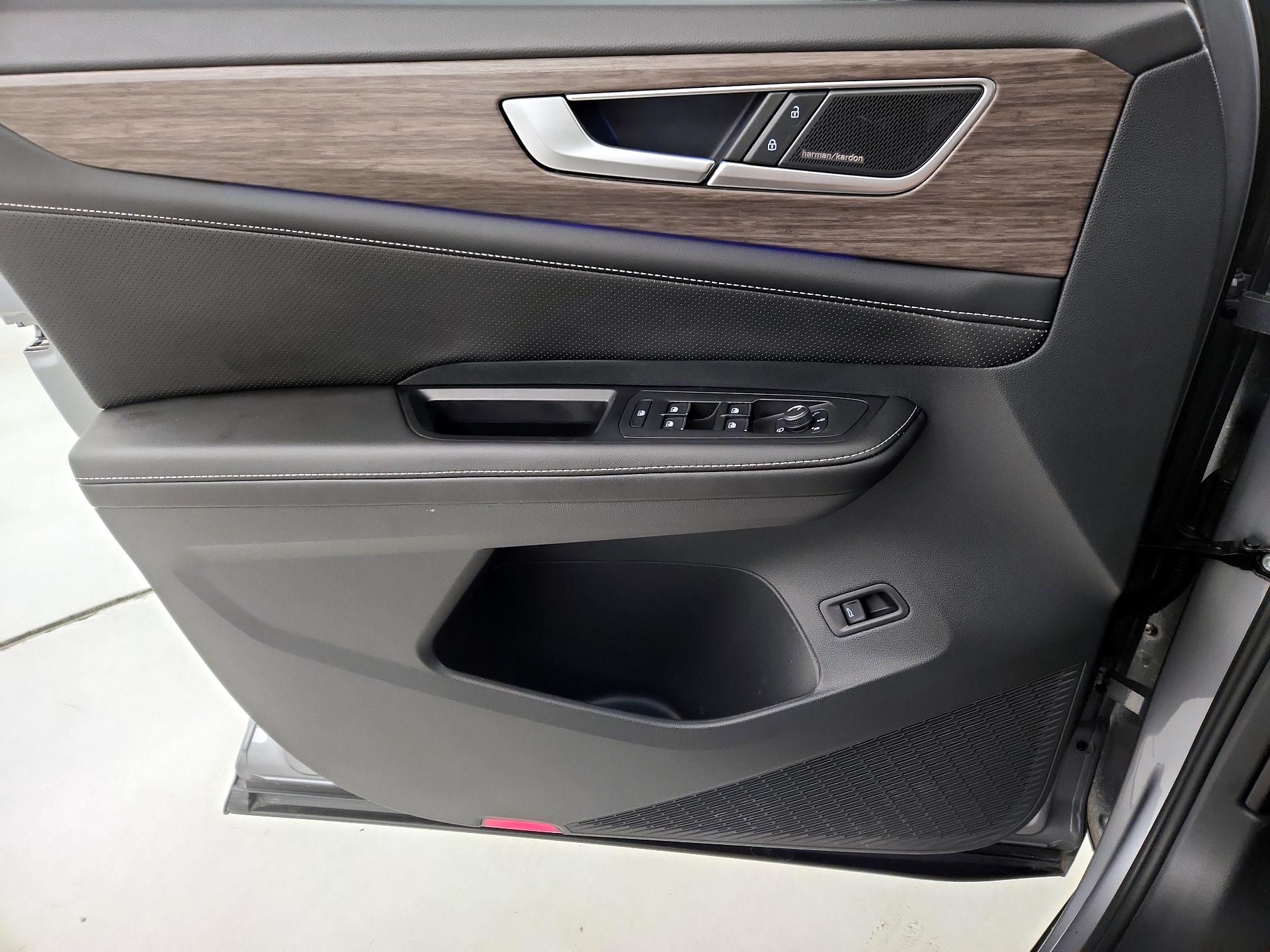Thumbnail: 2024 Volkswagen Atlas - 12