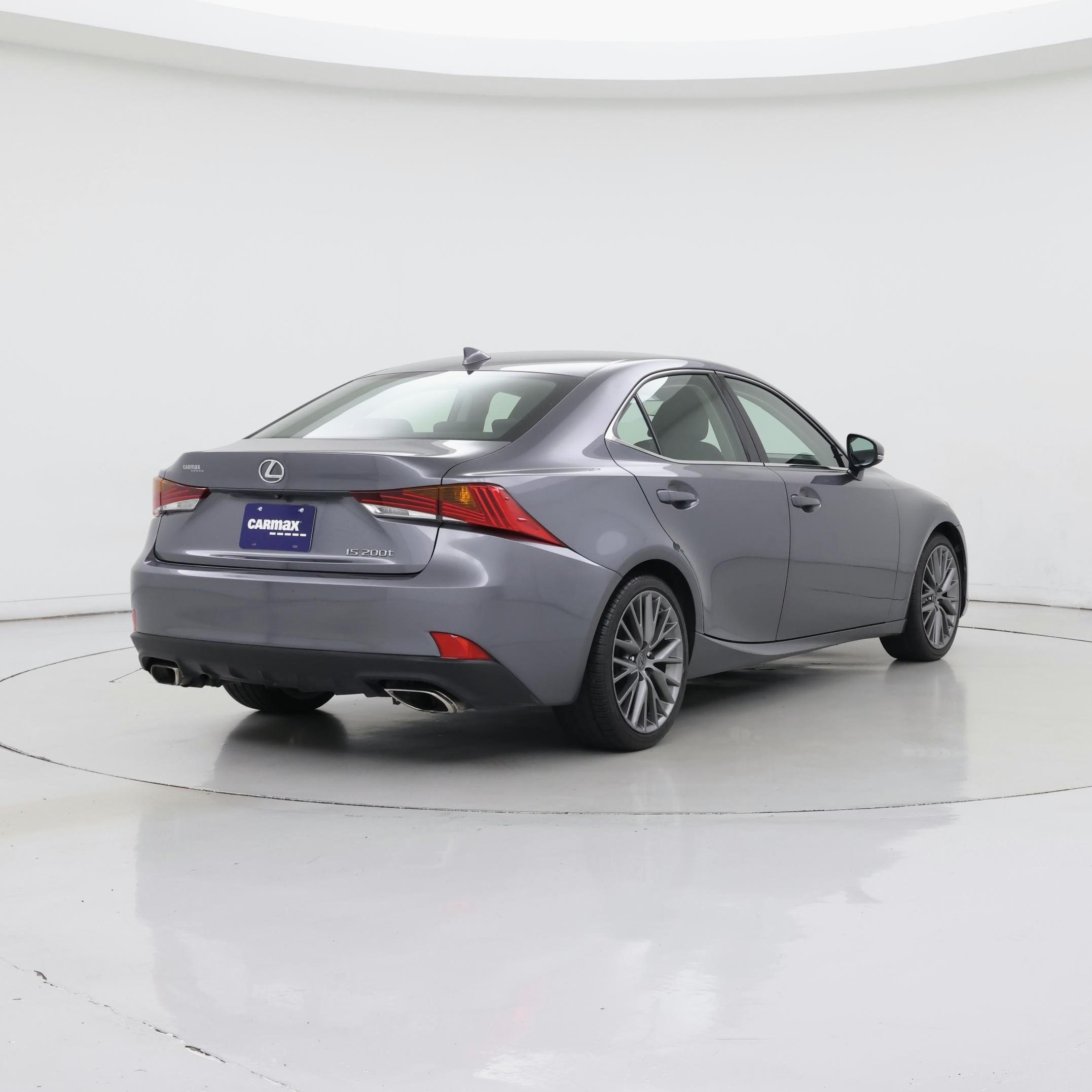 Thumbnail: 2017 Lexus IS - 8