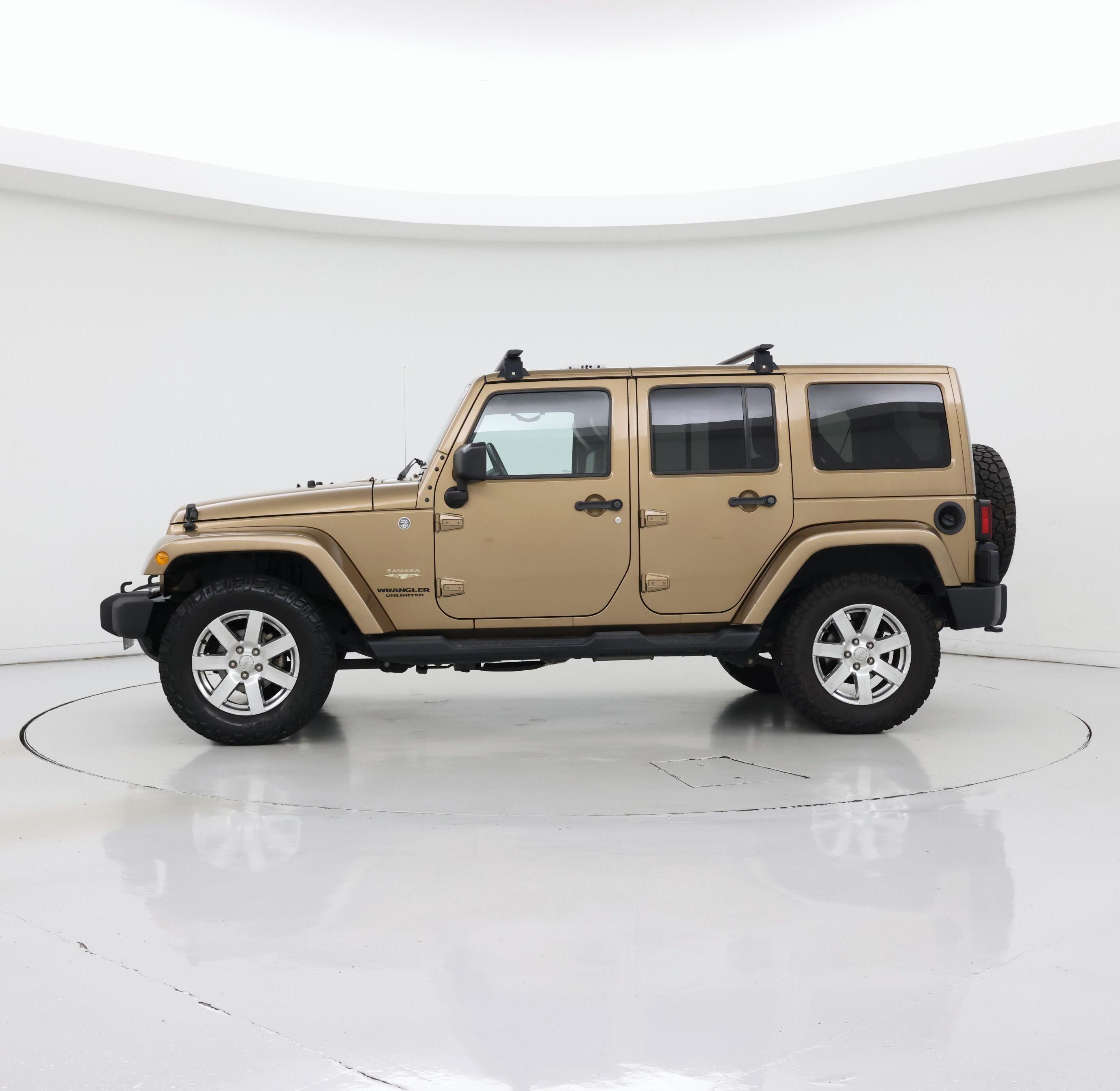 Thumbnail: 2015 Jeep Wrangler - 3