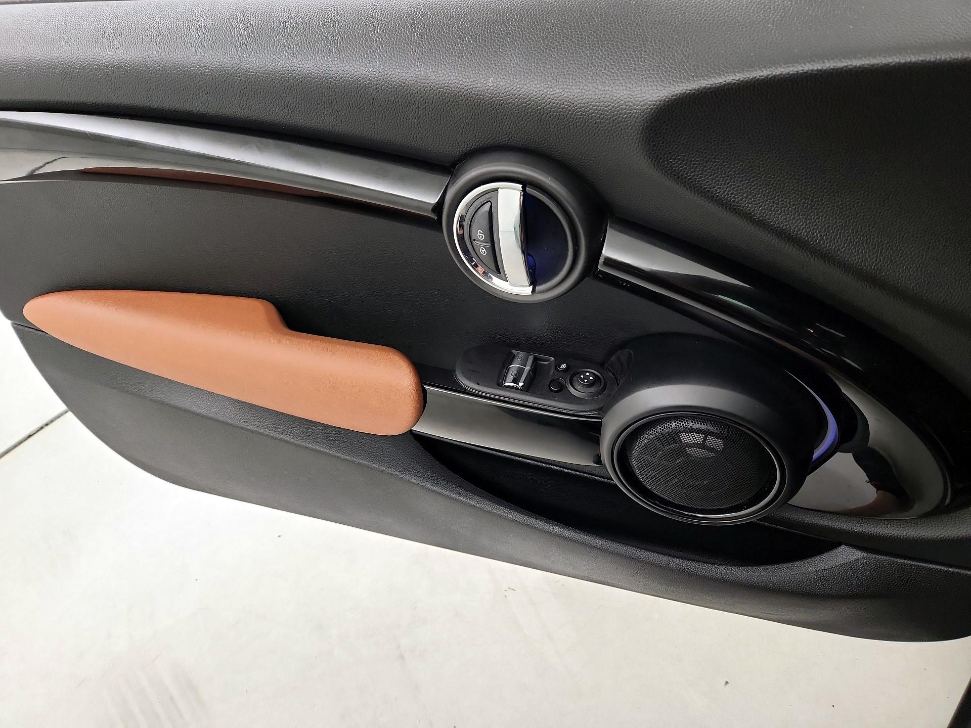 Thumbnail: 2023 MINI Cooper Hardtop - 12