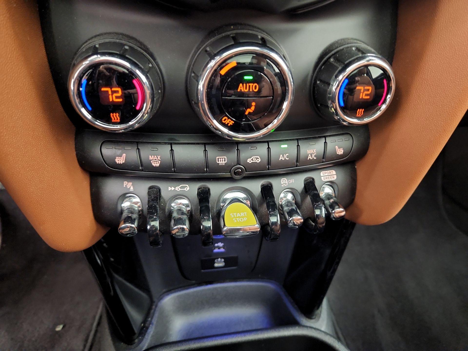 Thumbnail: 2023 MINI Cooper Hardtop - 17