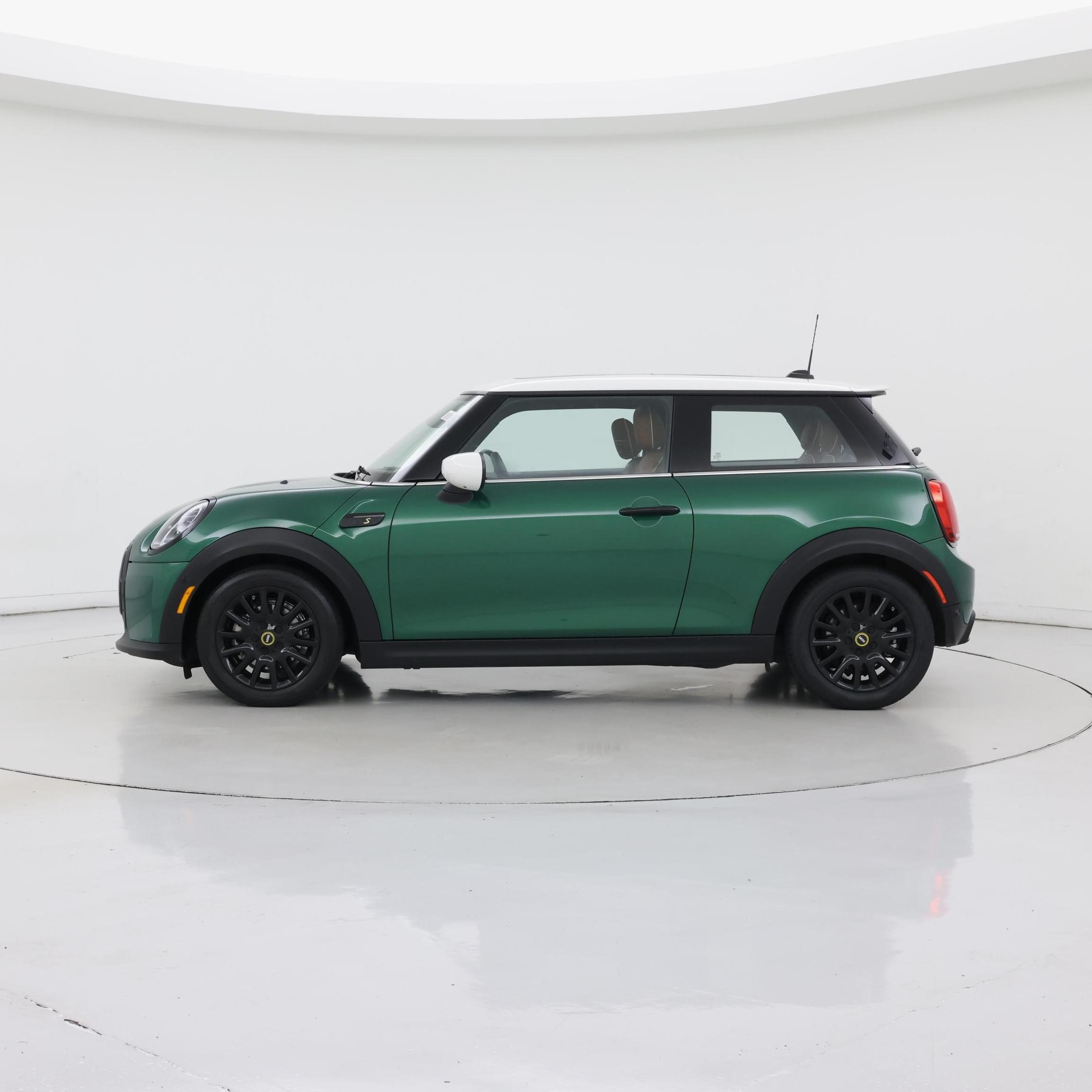 Thumbnail: 2023 MINI Cooper Hardtop - 3