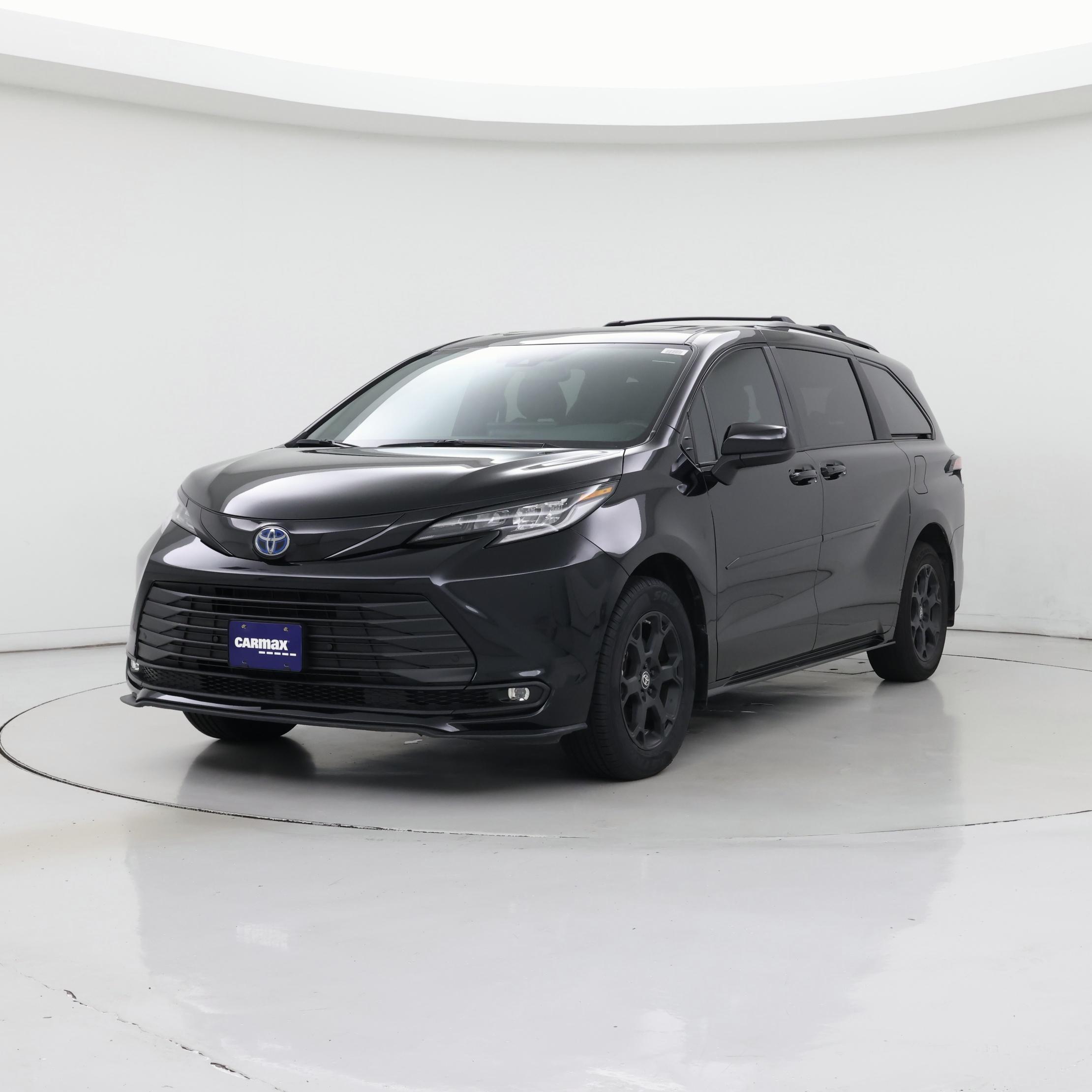 Thumbnail: 2025 Toyota Sienna - 4