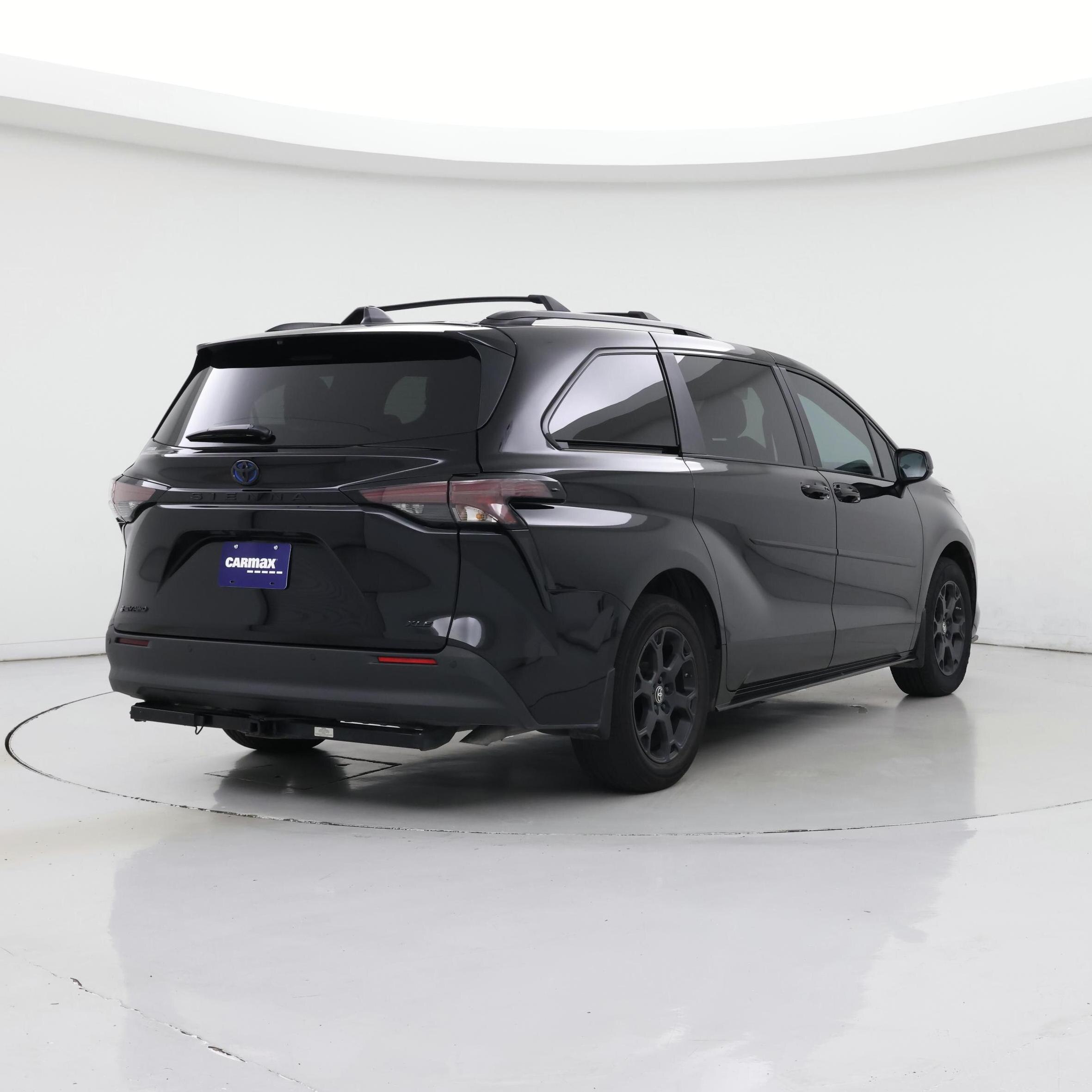 Thumbnail: 2025 Toyota Sienna - 8