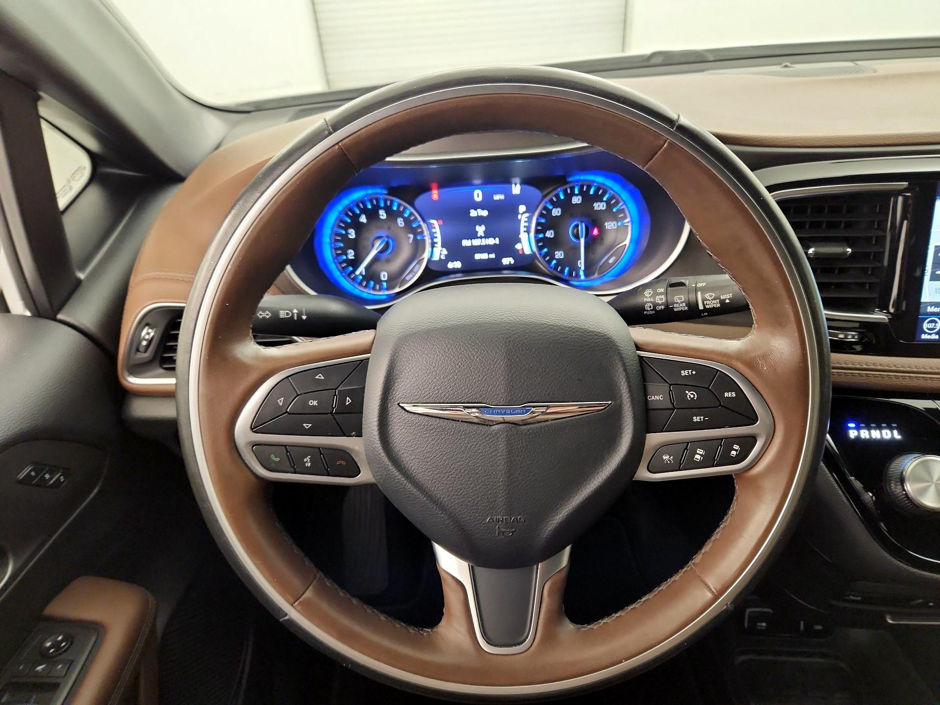 Thumbnail: 2020 Chrysler Pacifica - 10