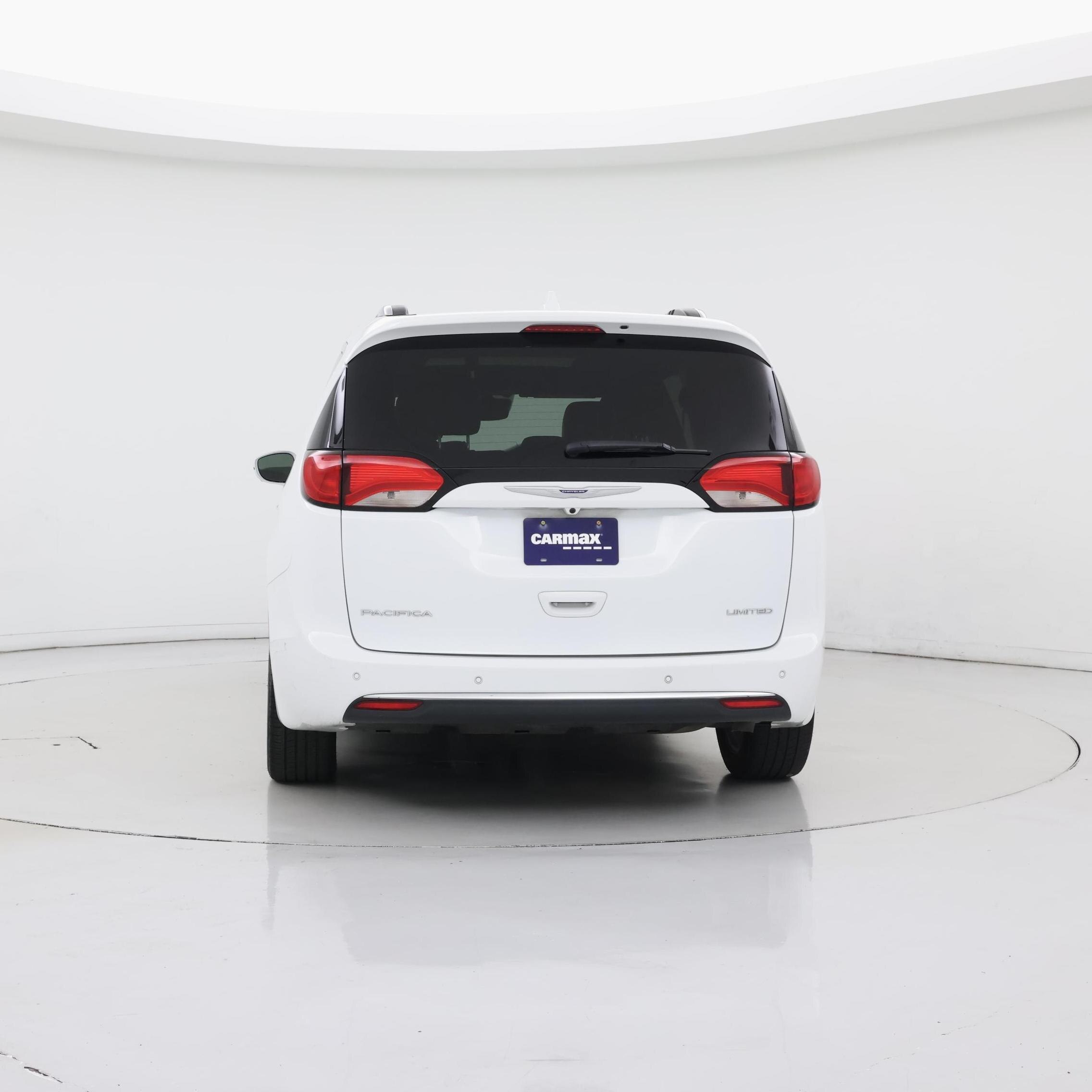 Thumbnail: 2020 Chrysler Pacifica - 6