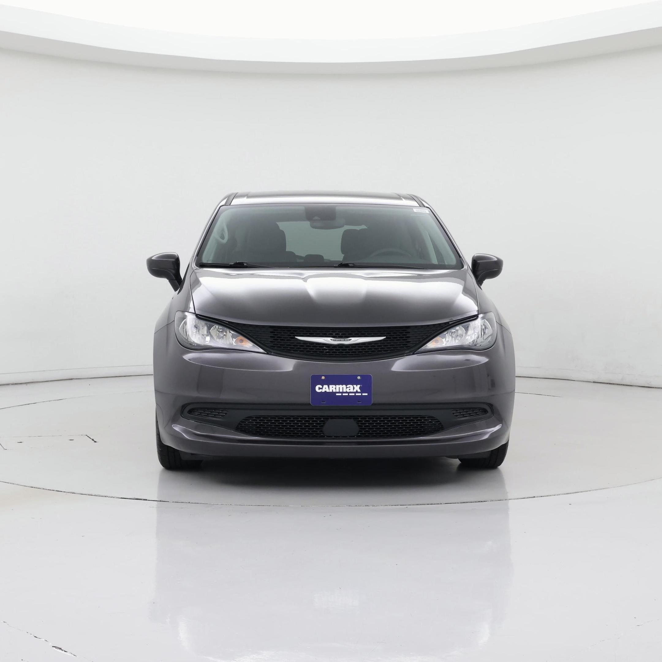 Thumbnail: 2023 Chrysler Voyager - 5