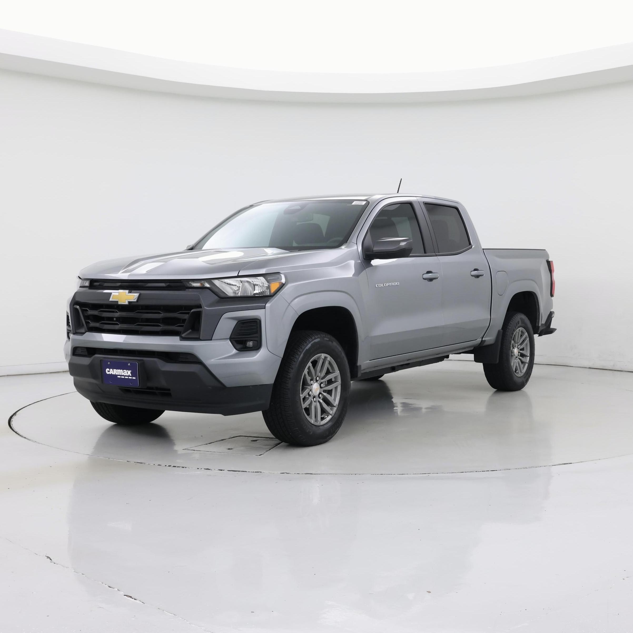 Thumbnail: 2024 Chevrolet Colorado - 4