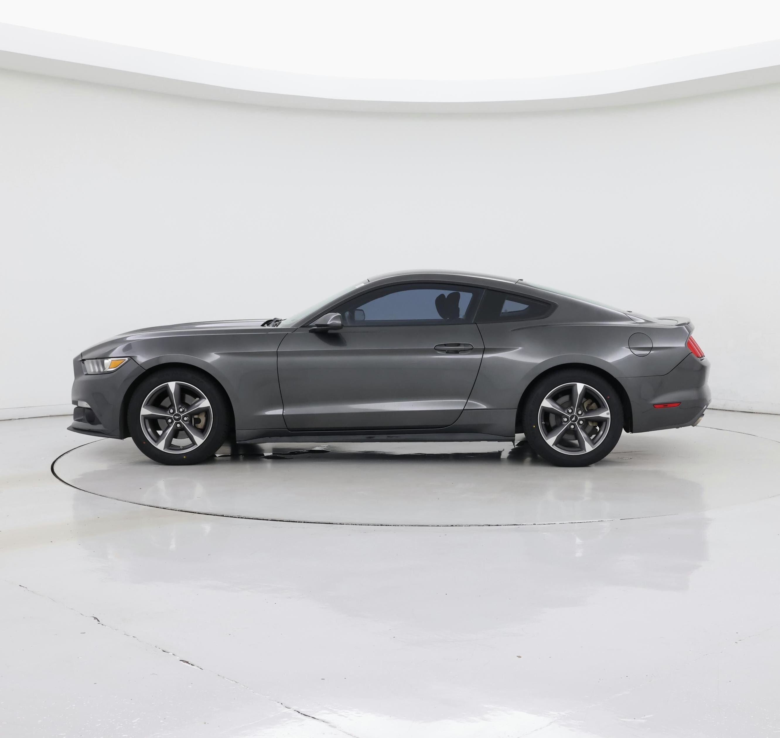 Thumbnail: 2015 Ford Mustang - 3