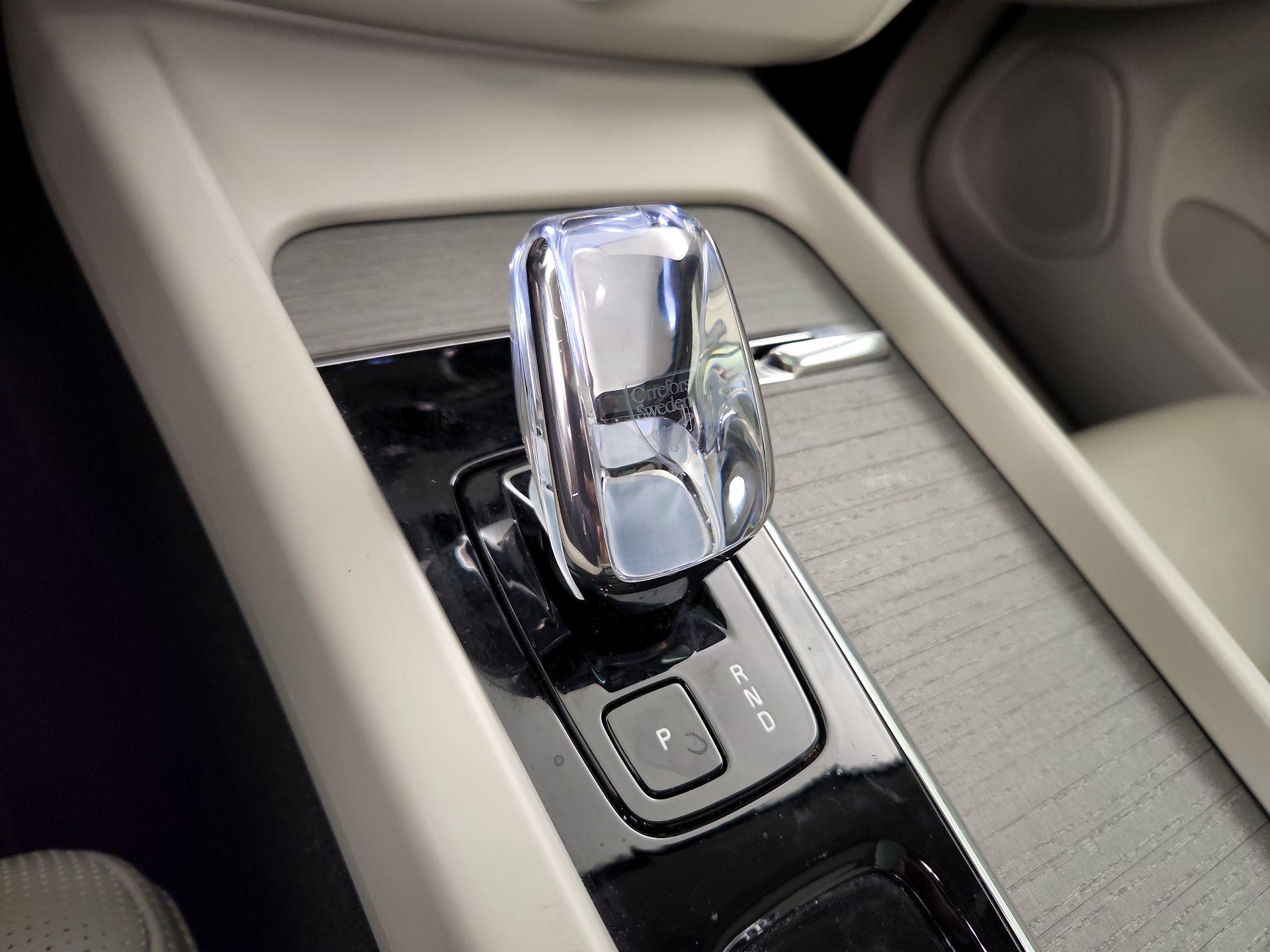 Thumbnail: 2024 Volvo XC60 - 18