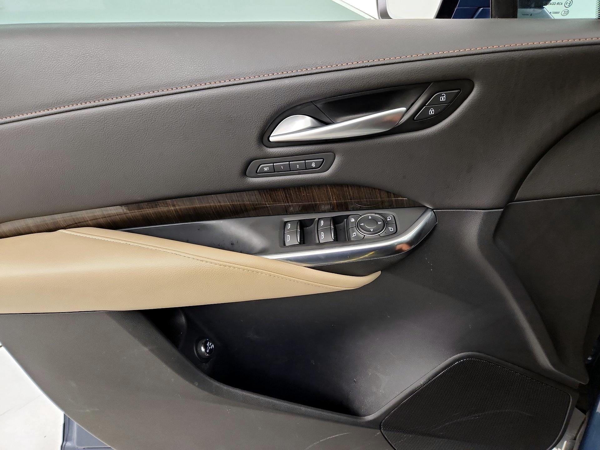 Thumbnail: 2024 Cadillac XT4 - 12