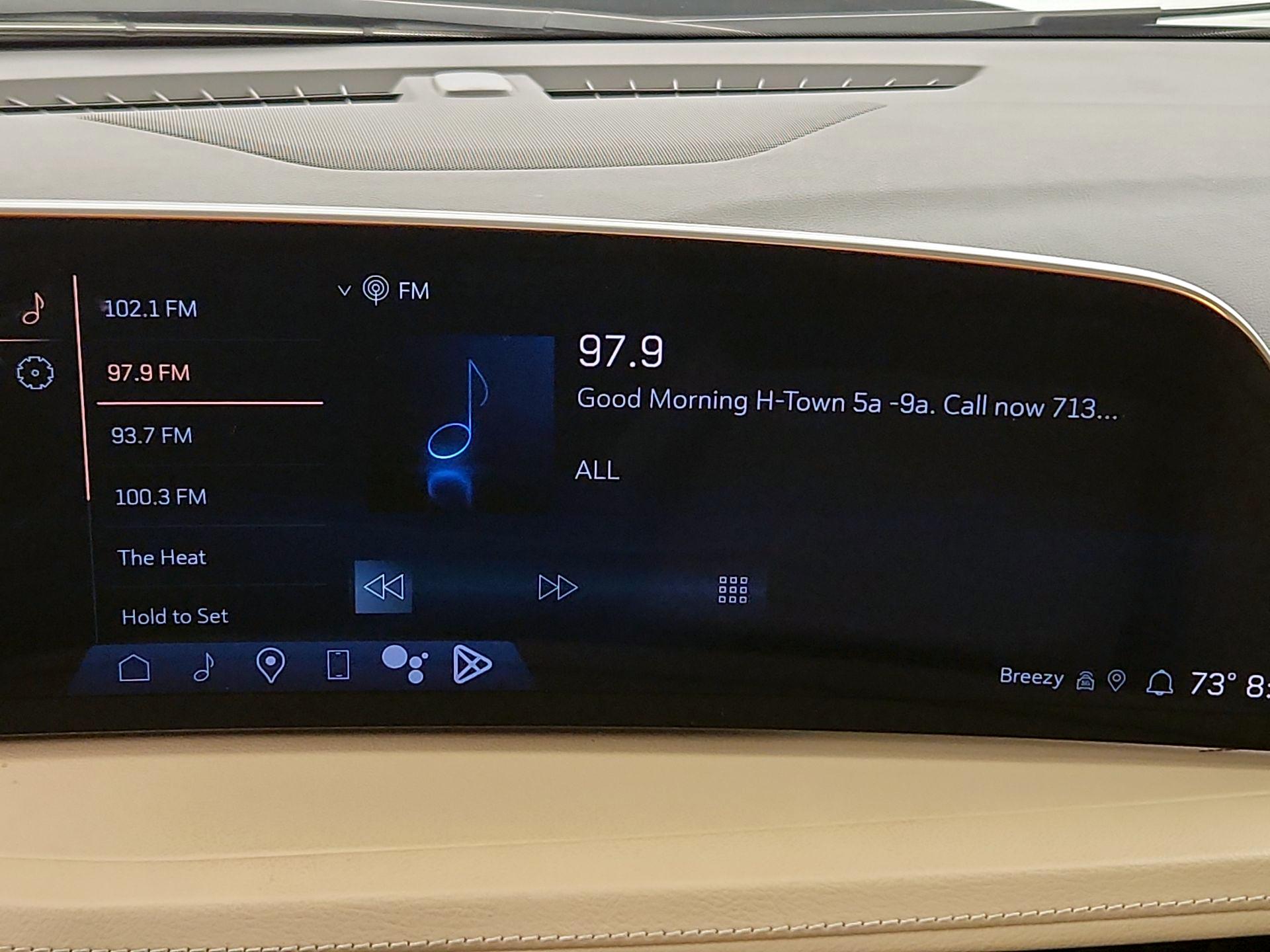 Thumbnail: 2024 Cadillac XT4 - 16