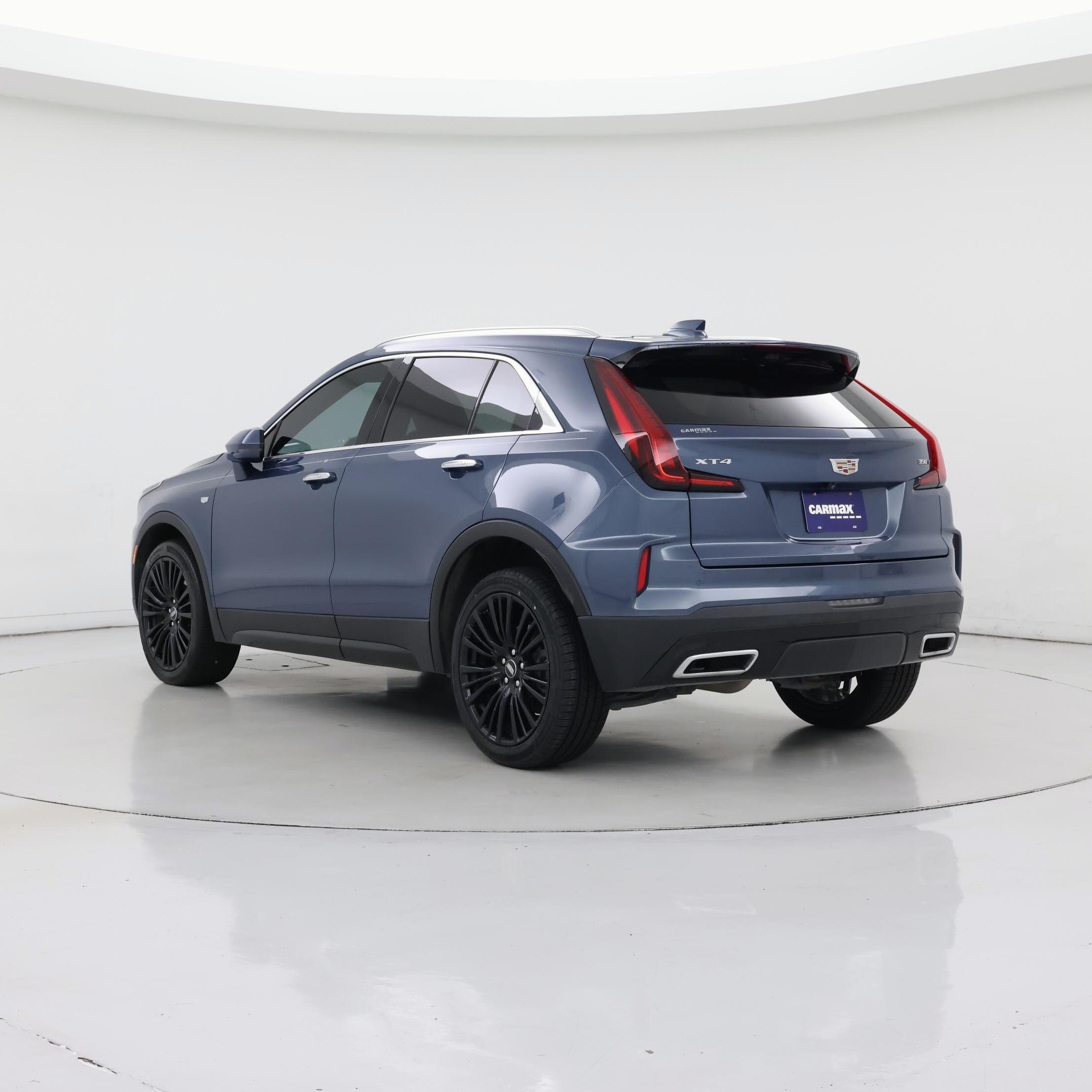 Thumbnail: 2024 Cadillac XT4 - 2