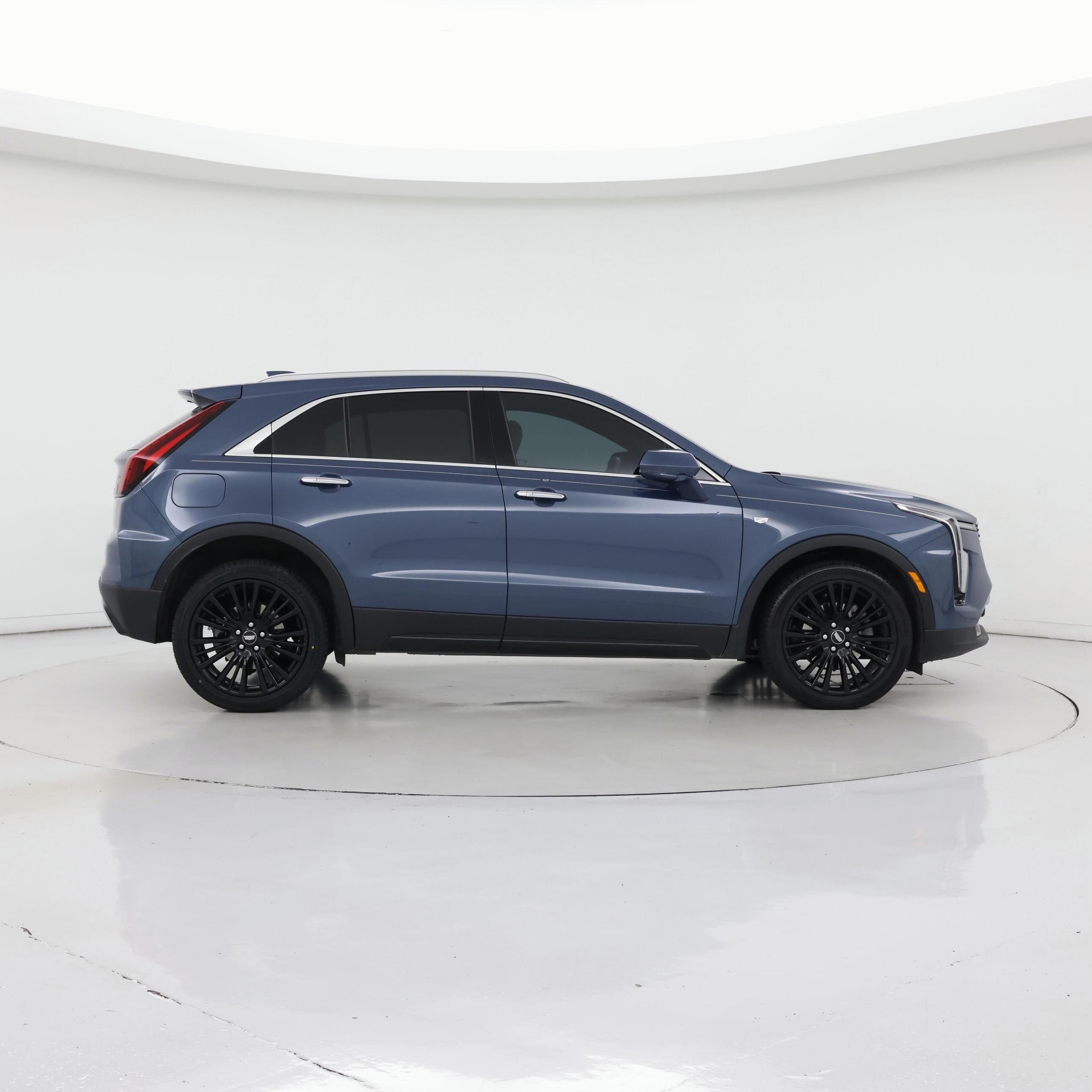 Thumbnail: 2024 Cadillac XT4 - 7