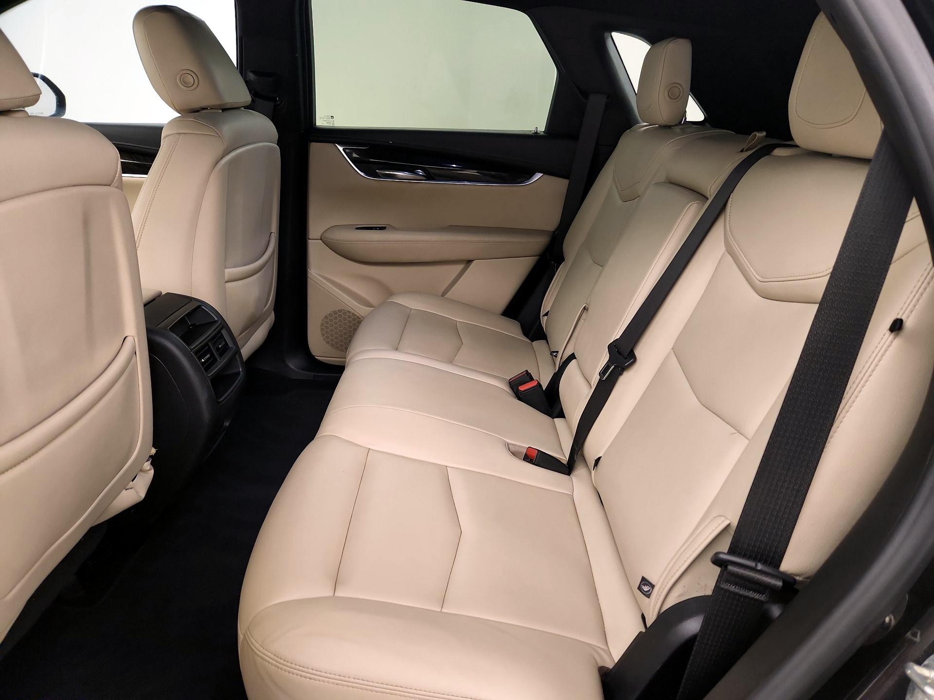 Thumbnail: 2019 Cadillac XT5 - 19