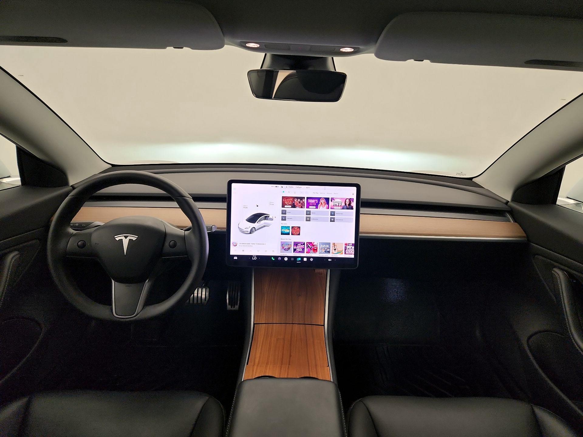 Thumbnail: 2019 Tesla Model 3 - 9