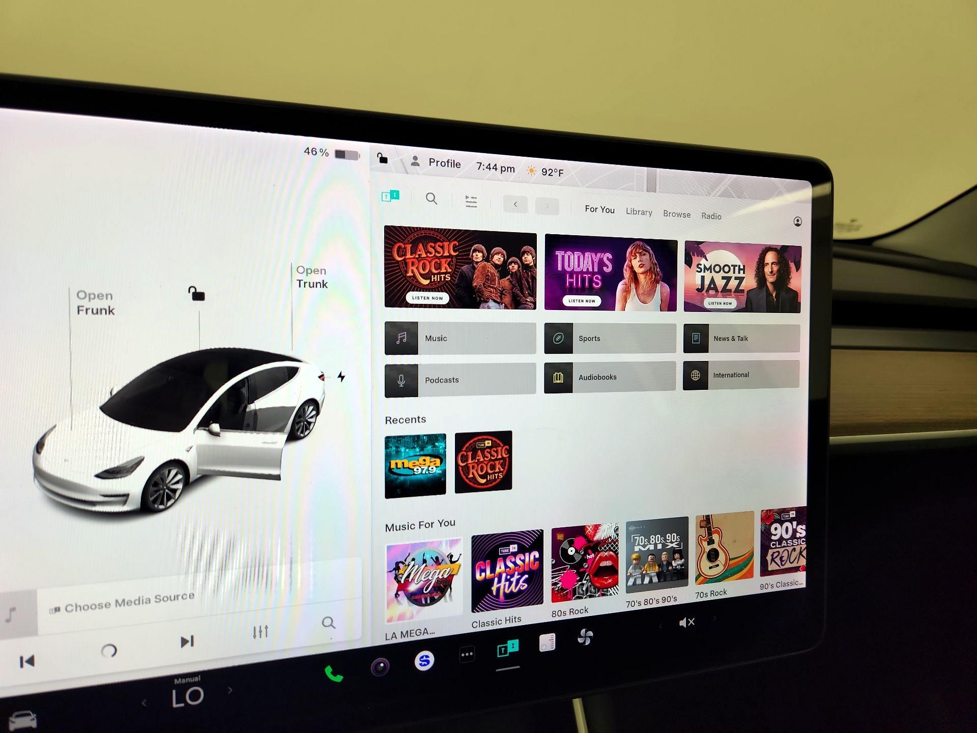 Thumbnail: 2019 Tesla Model 3 - 15