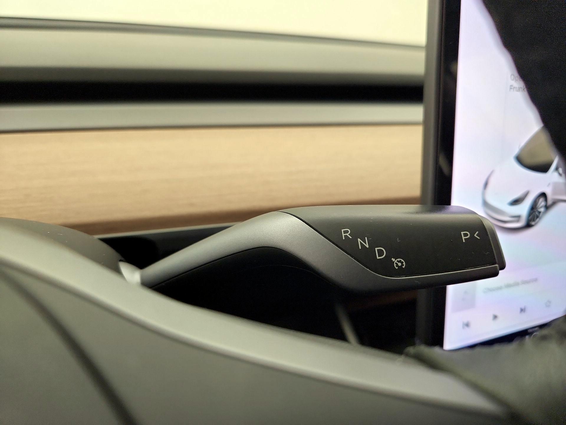 Thumbnail: 2019 Tesla Model 3 - 17