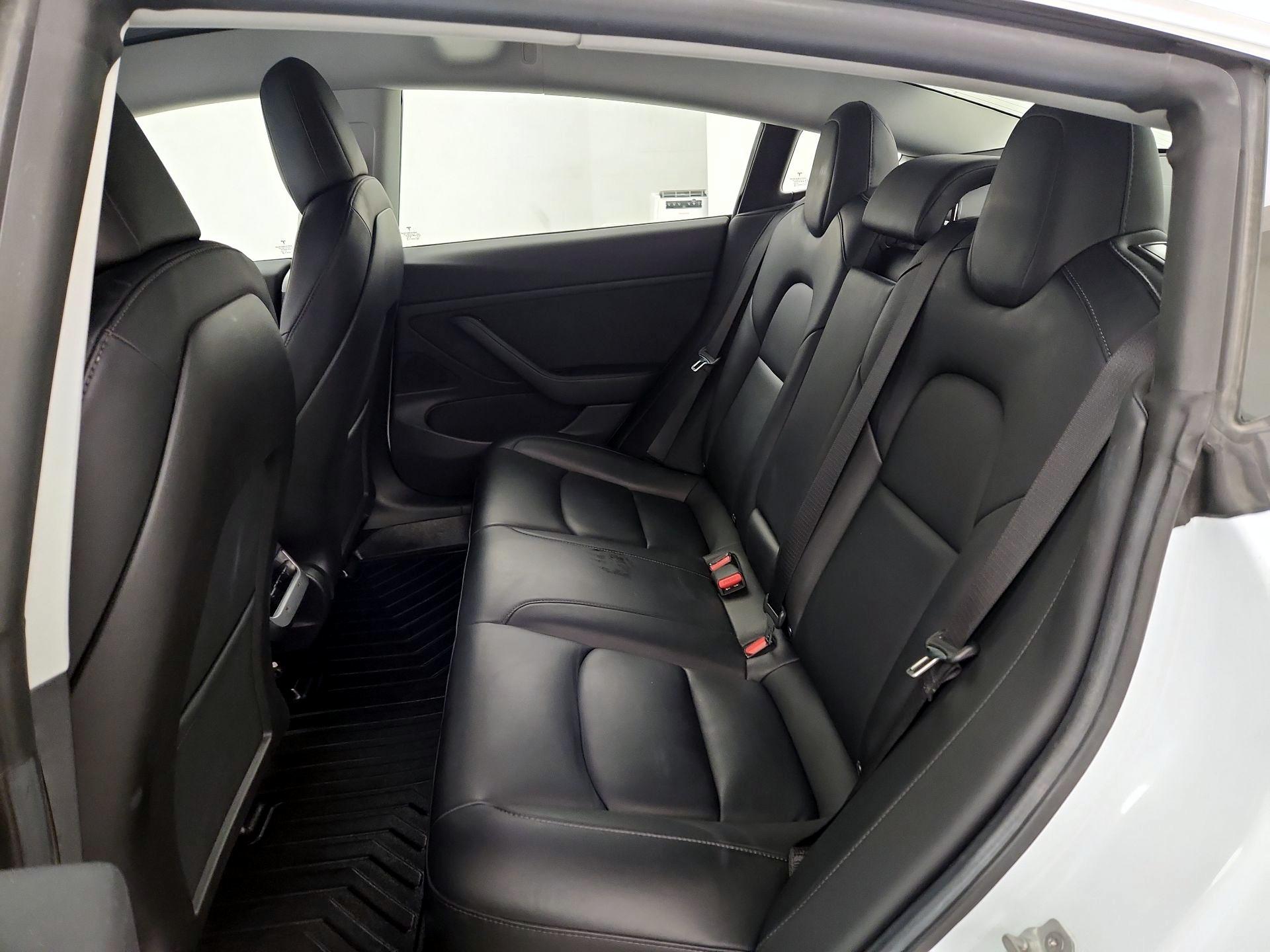 Thumbnail: 2019 Tesla Model 3 - 19