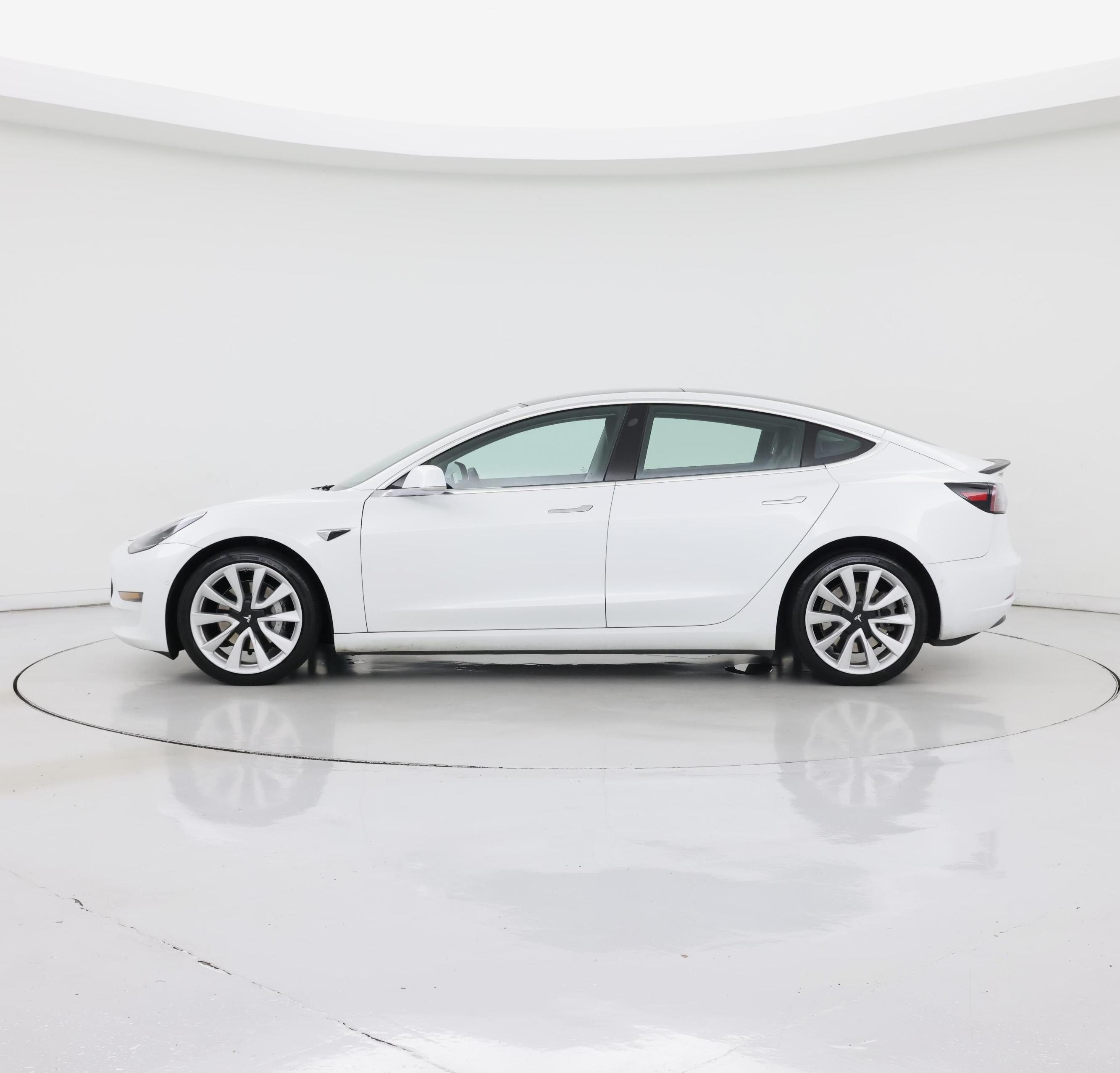 Thumbnail: 2019 Tesla Model 3 - 3