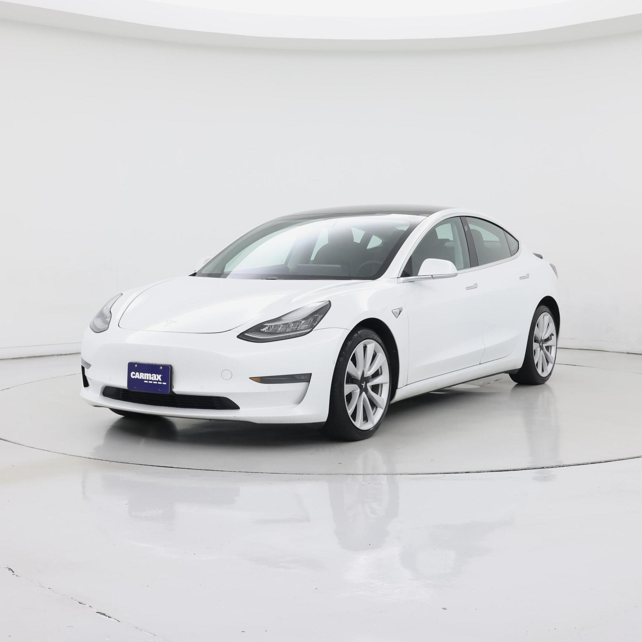 Thumbnail: 2019 Tesla Model 3 - 4