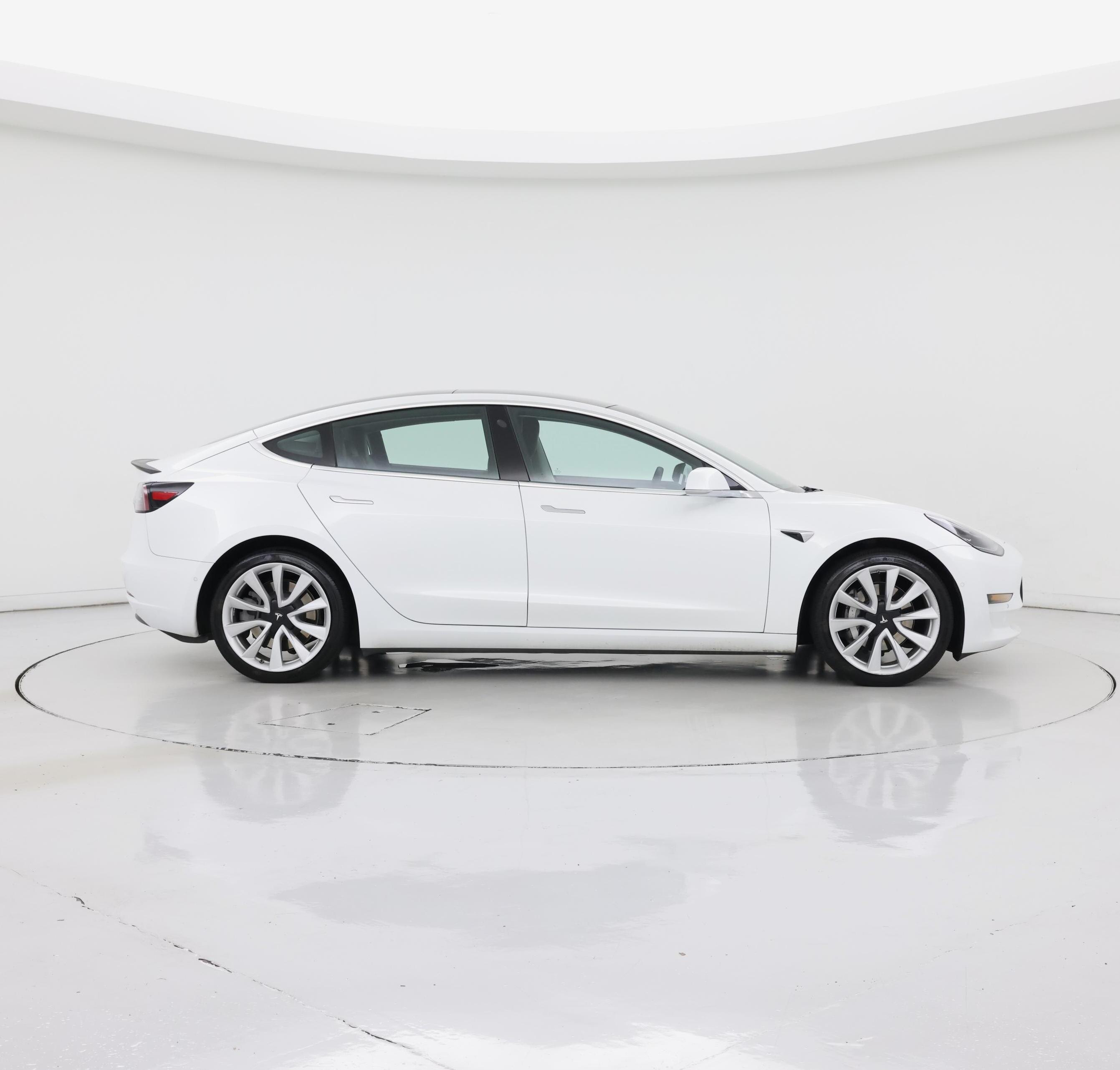Thumbnail: 2019 Tesla Model 3 - 7