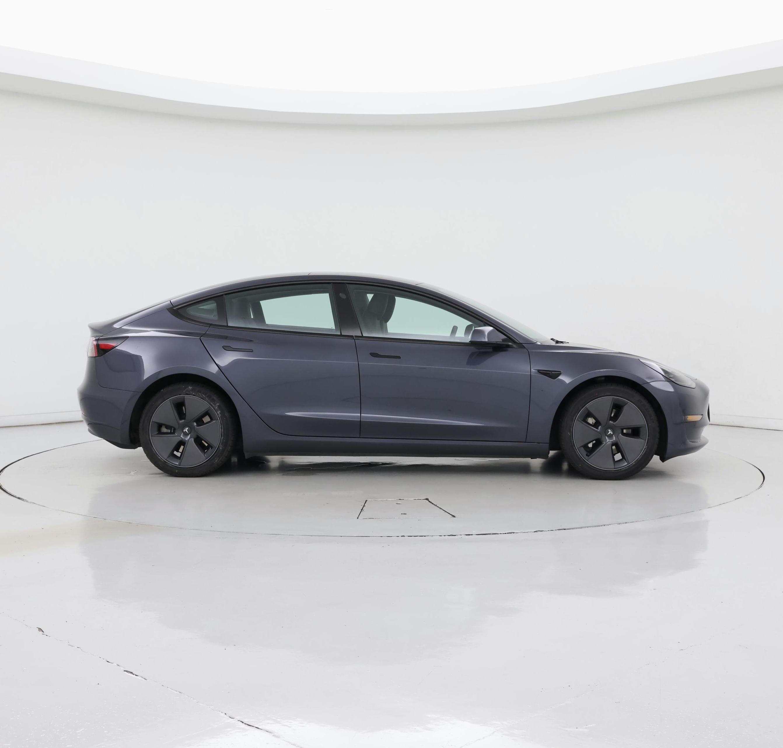 Thumbnail: 2023 Tesla Model 3 - 7