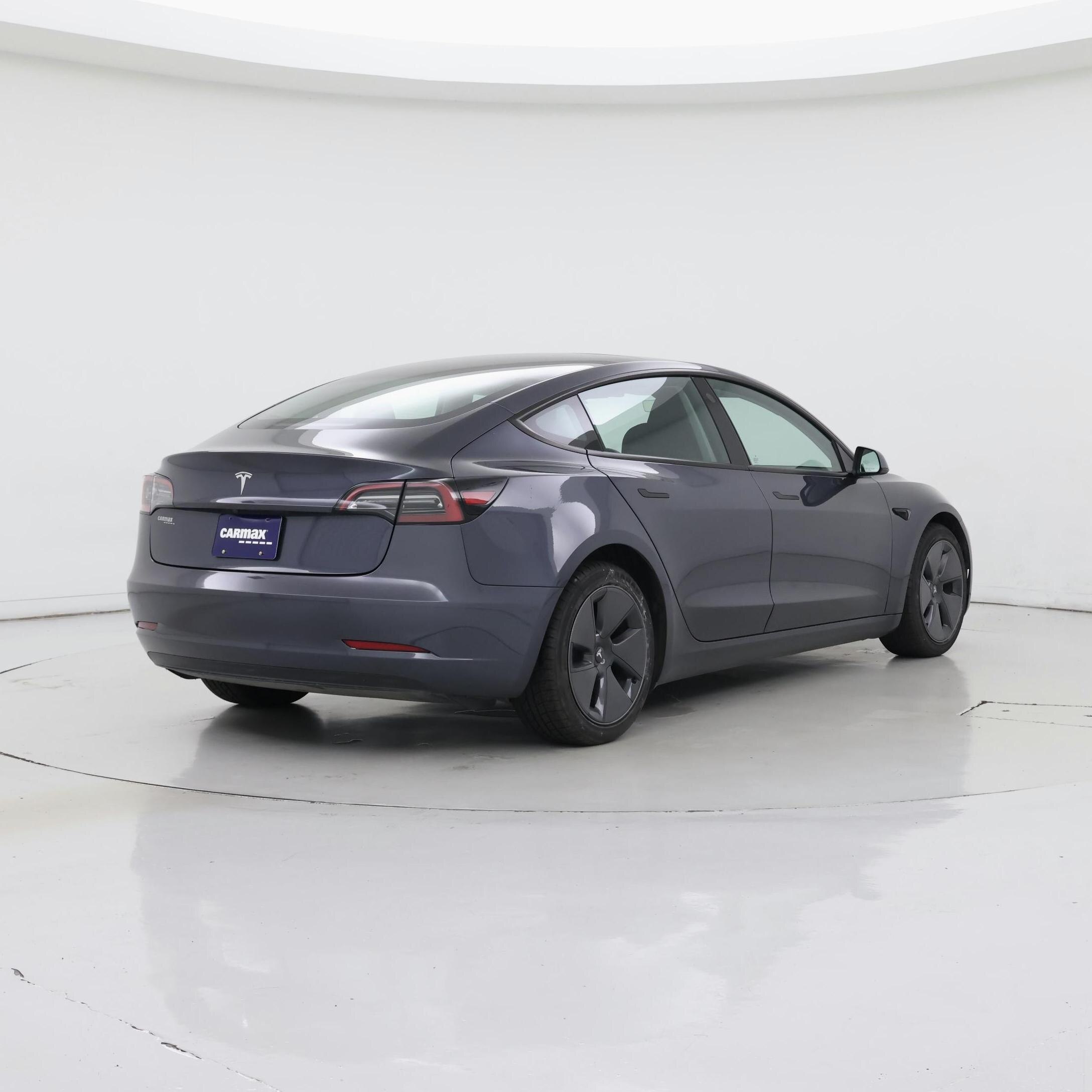 Thumbnail: 2023 Tesla Model 3 - 8