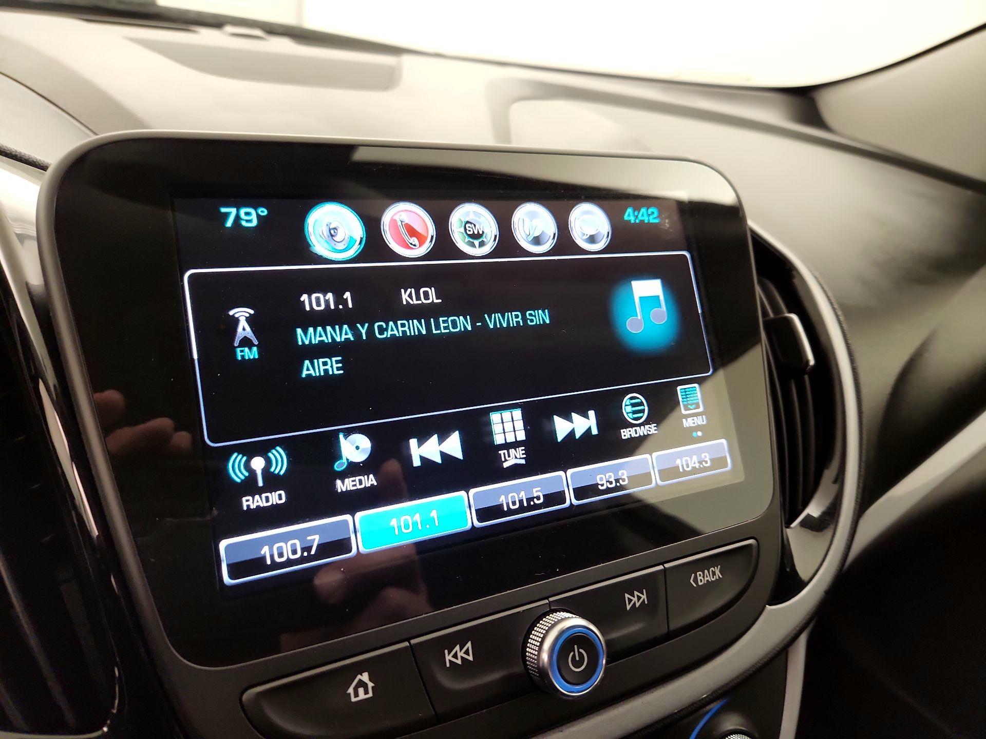 Thumbnail: 2016 Chevrolet Volt - 15