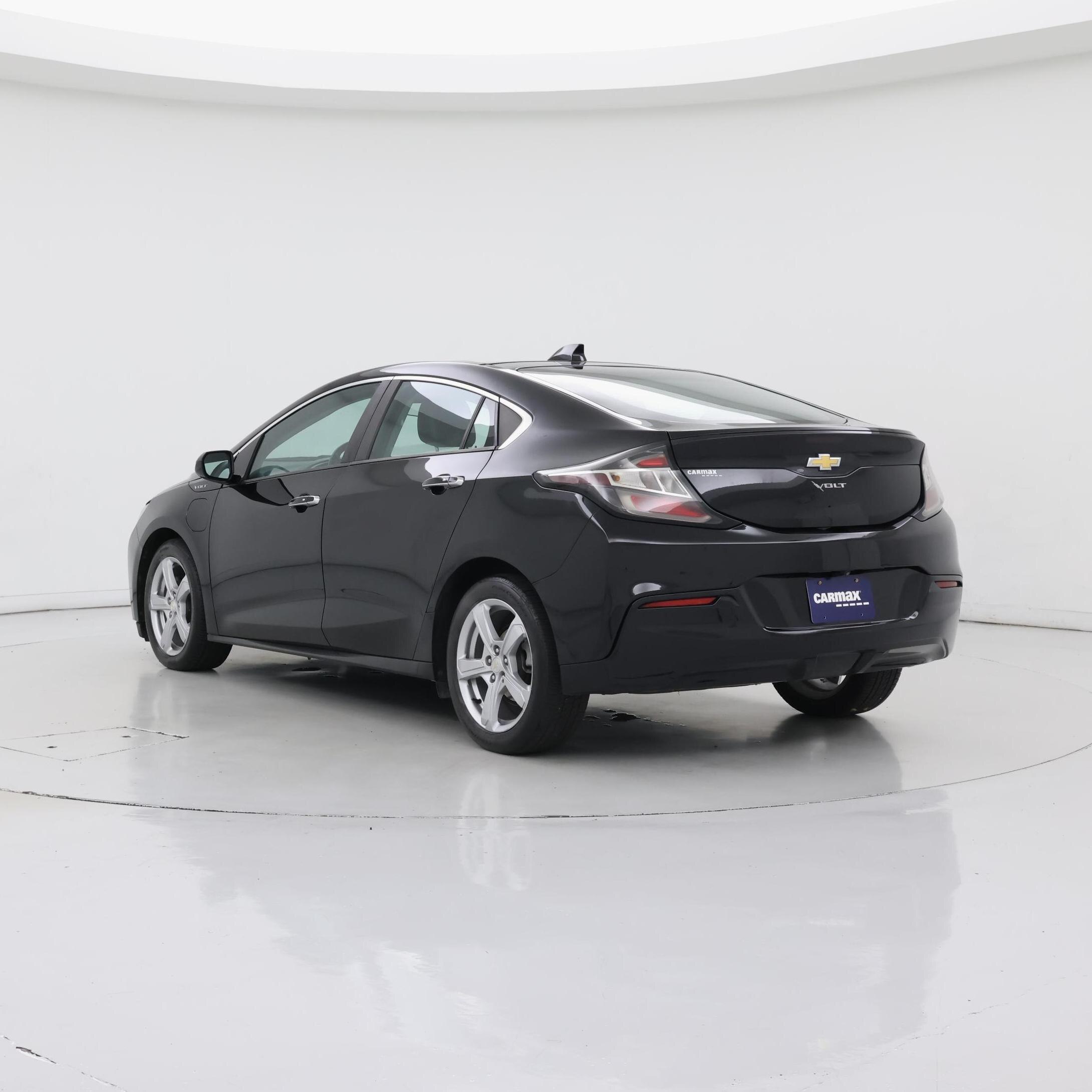 Thumbnail: 2016 Chevrolet Volt - 2