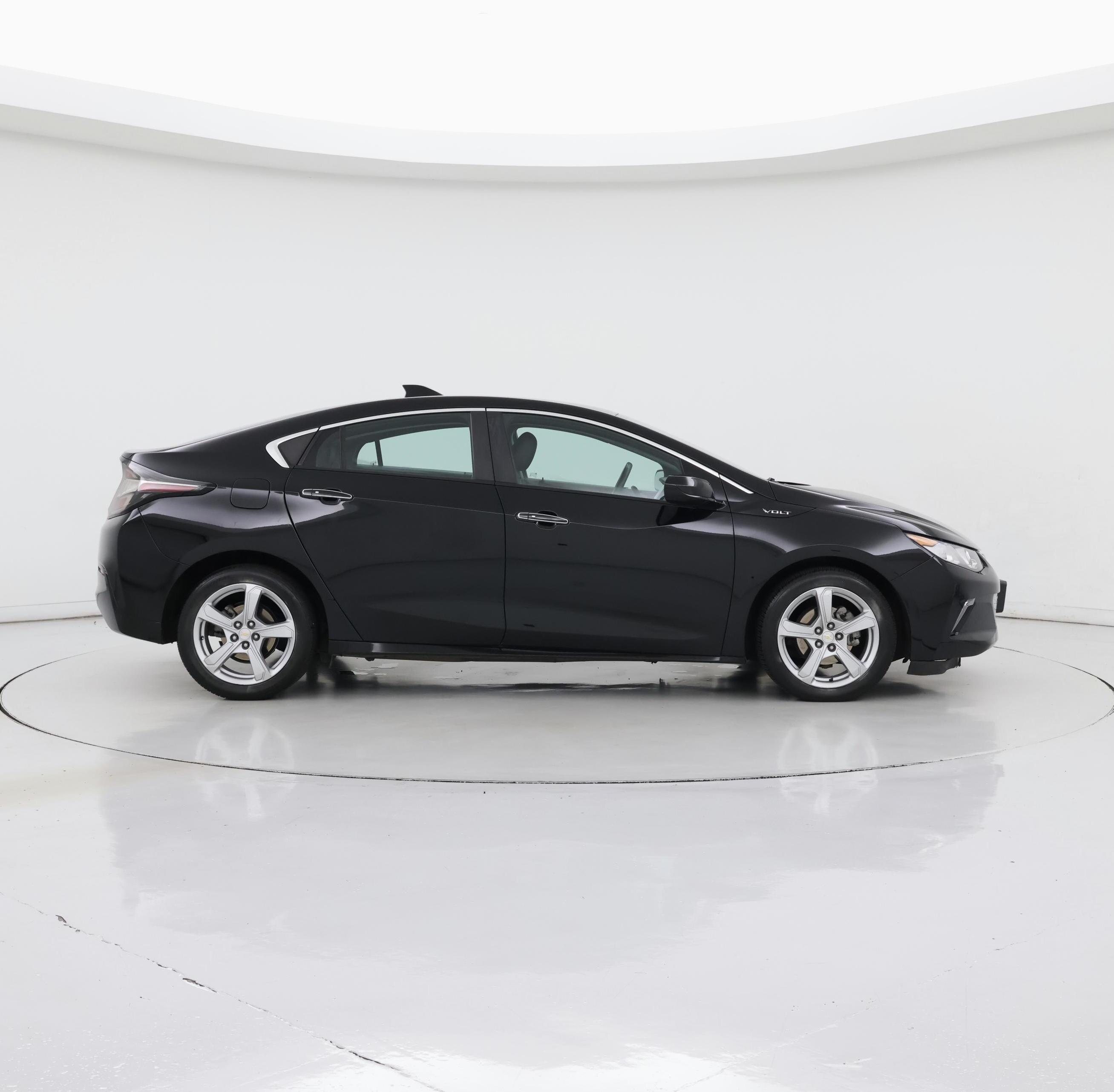 Thumbnail: 2016 Chevrolet Volt - 7